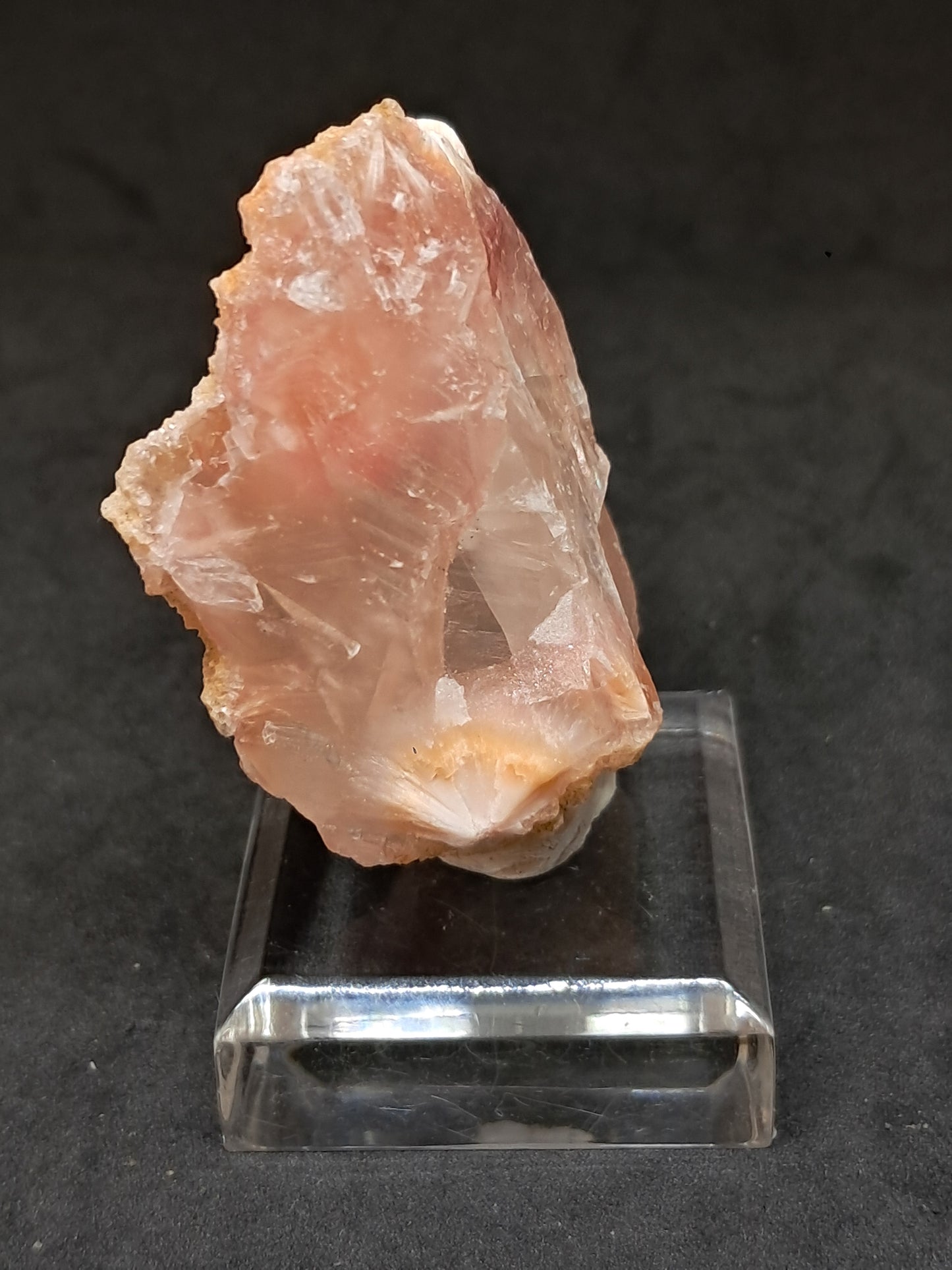 Calcita rojiza/rosa con mesolita *Hallazgo raro* (Pithampur) Cristal natural | Piedra en bruto | Muestra de mineral #CA30