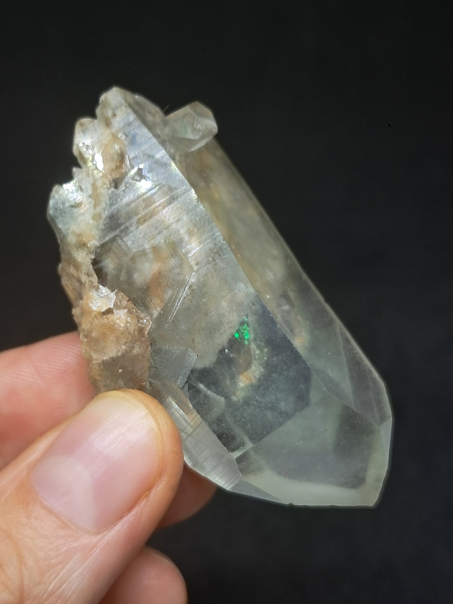 Punta natural de cuarzo fantasma de clorita (Kullu) | Cristal chamánico de jardín #CQ71