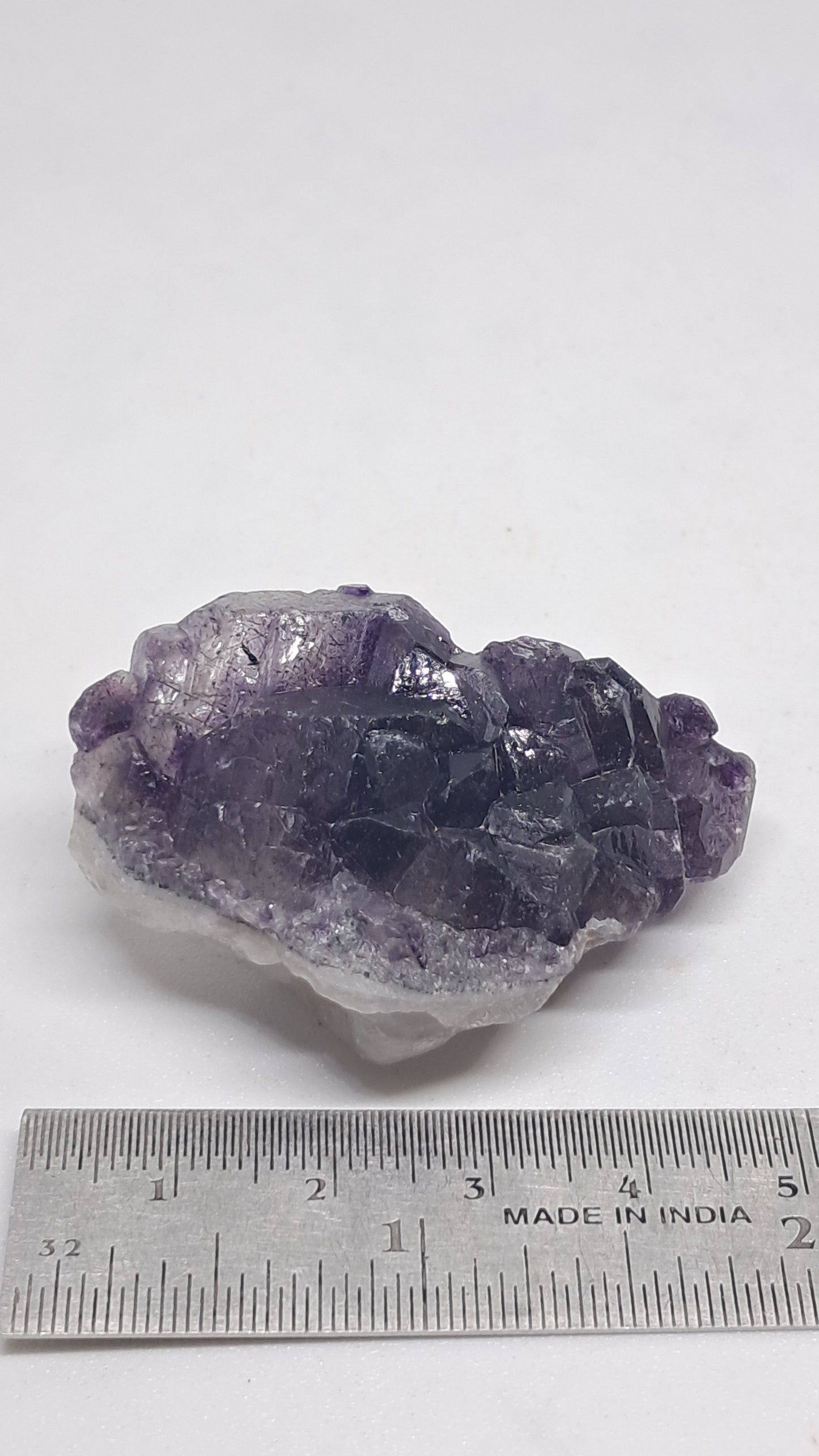 Amatista Elestial Morada Oscura sobre Cuarzo | Inclusiones de Hematita Goethita Rutilo | Cristal Natural | Muestra Mineral #KA193