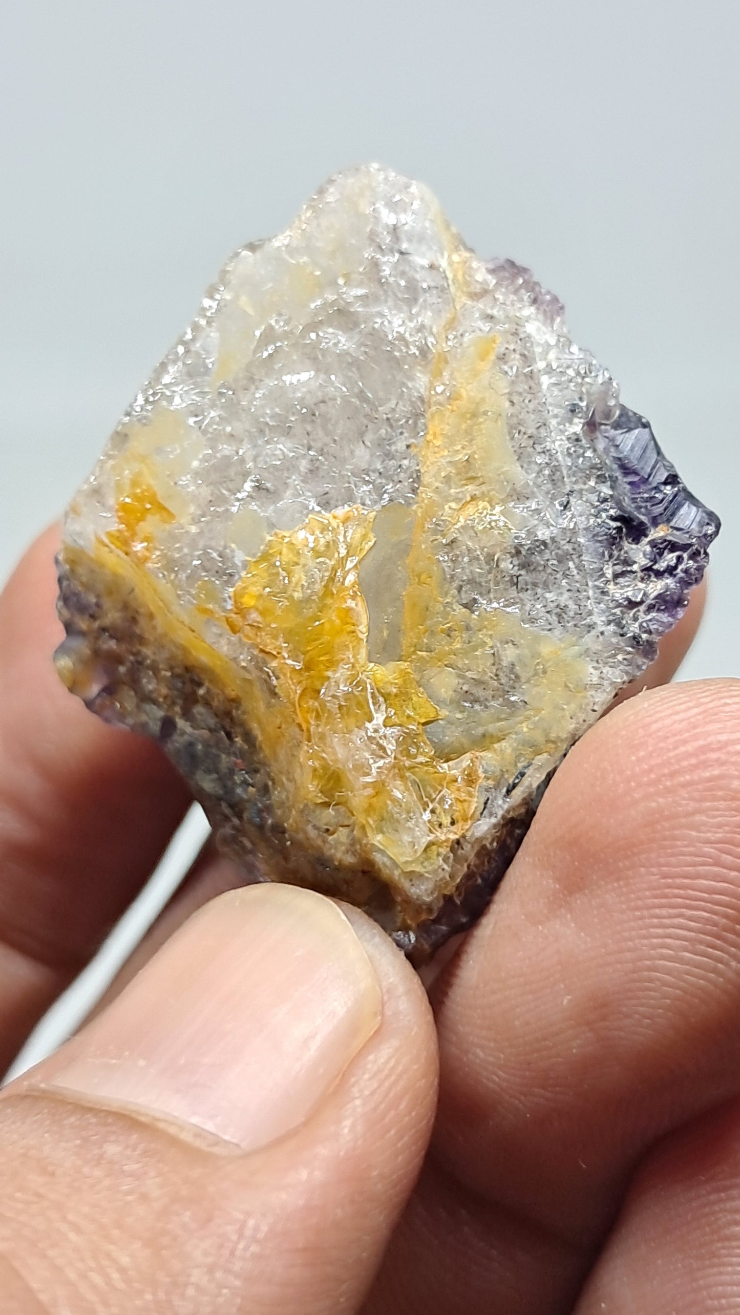 Amatista Elestial Morada Profunda sobre Cuarzo | Inclusiones de Hematita Goethita Rutilo | Cristal Natural | Muestra Mineral #KA195