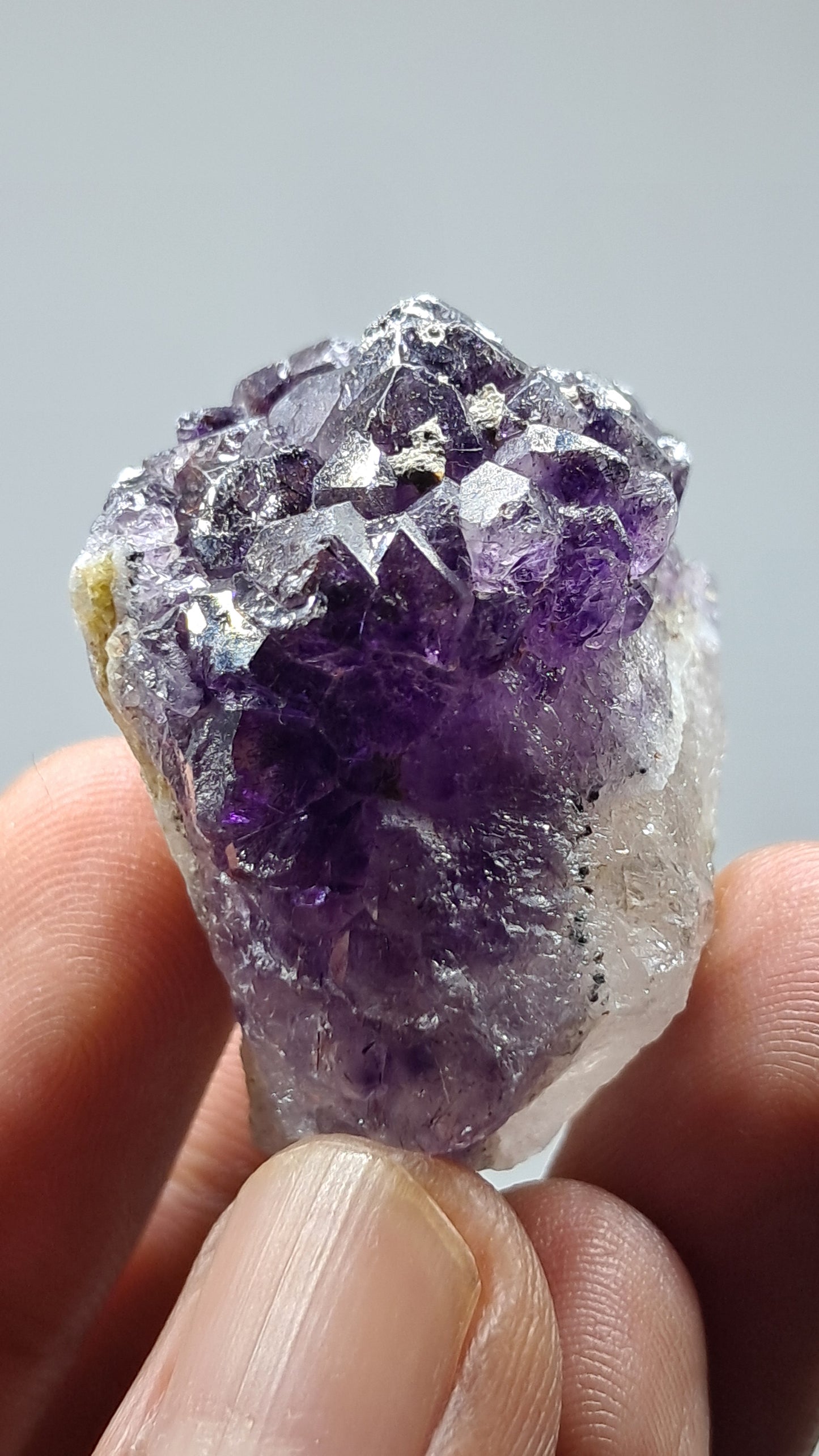 Amatista Elestial Morada Profunda | Inclusiones de Hematita Goethita Rutilo | Cristal Natural | Muestra Mineral #KA197