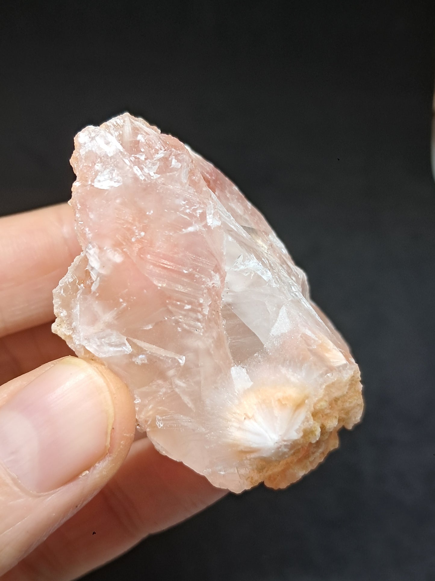 Calcita rojiza/rosa con mesolita *Hallazgo raro* (Pithampur) Cristal natural | Piedra en bruto | Muestra de mineral #CA30