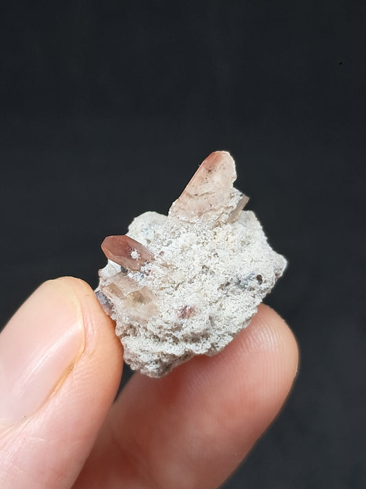 Cristales de topacio natural en matriz (México), piedra preciosa rara | Ejemplar mineral n.° TPZ16