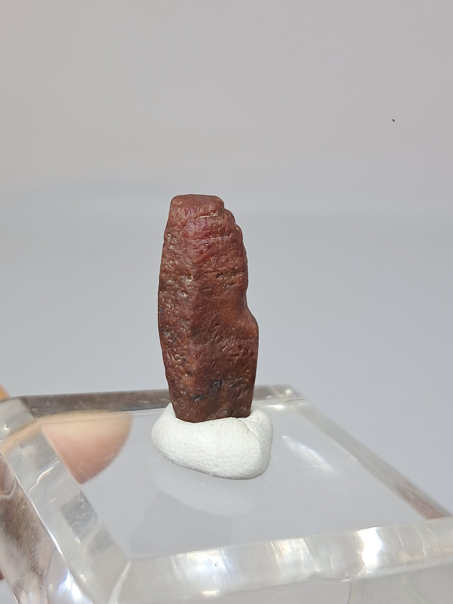 Cristal de rubí en bruto (Tamil Nadu) Piedra natural | Muestra mineral #RB31