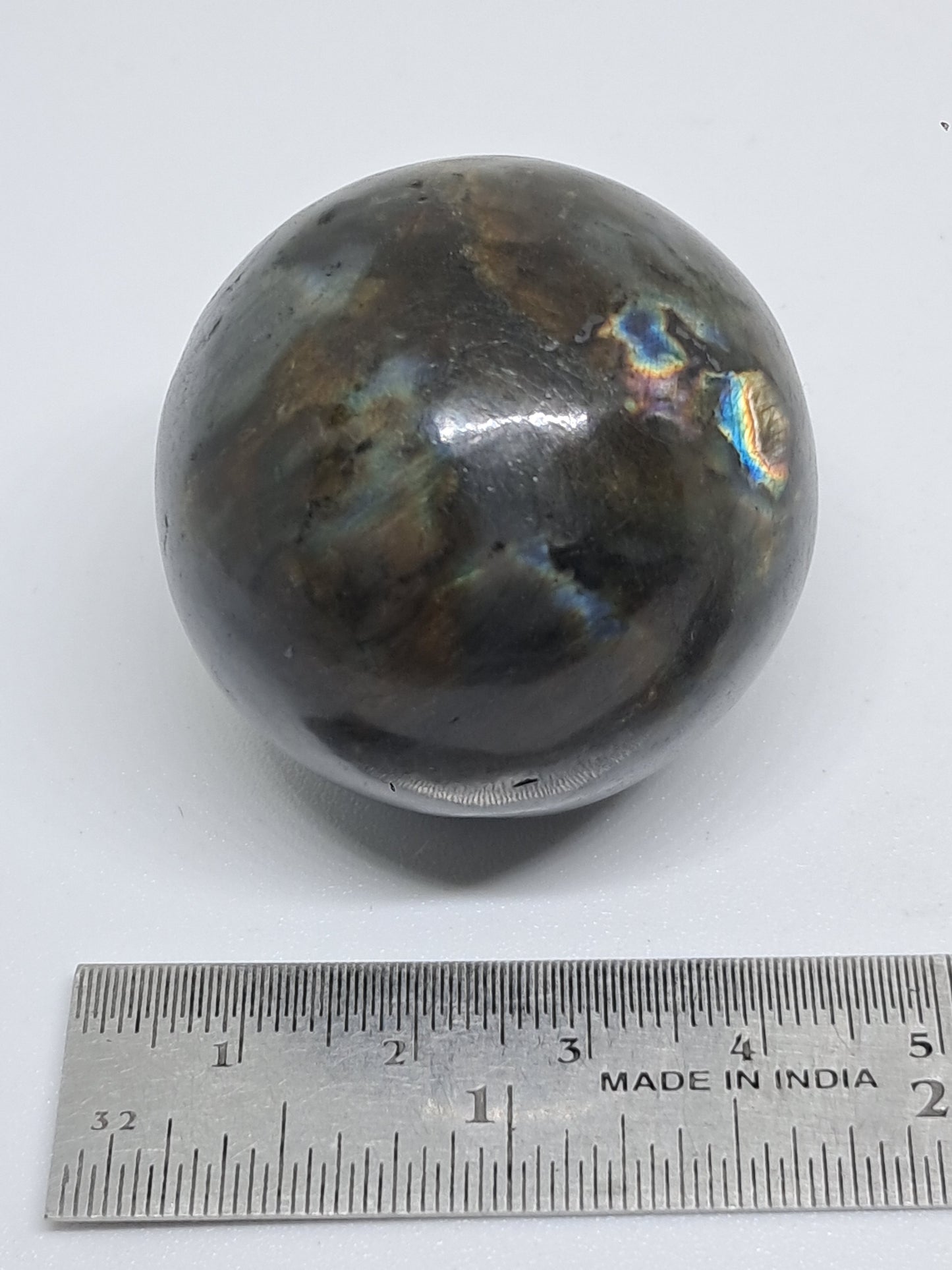 Esfera de labradorita (Madagascar) | Fogonazo intenso | Piedra pulida #LB12