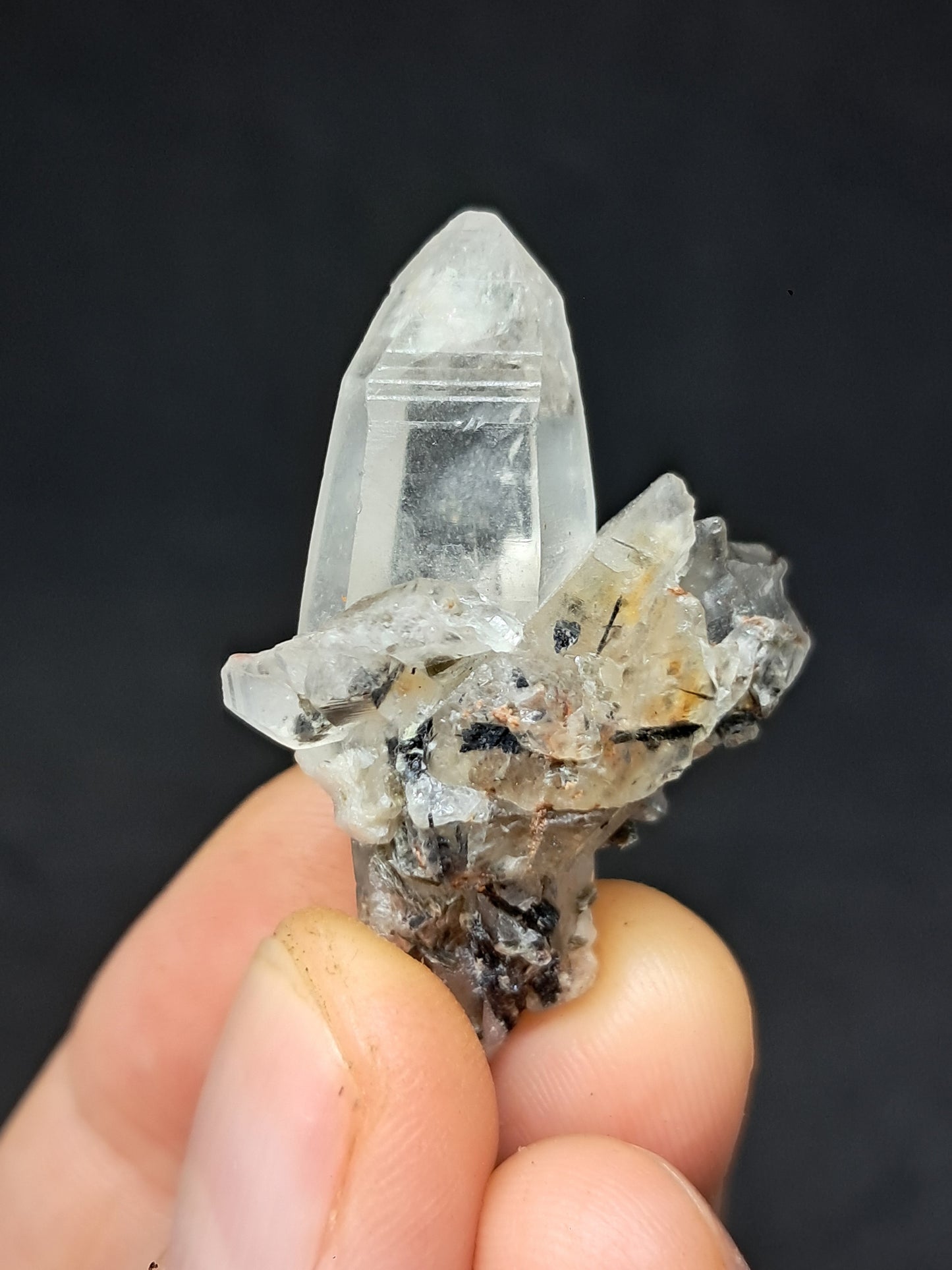 Punta de Cuarzo Turmalinado (Karur) Cristal Natural | Muestra Mineral #TQ32