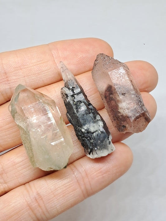Juego de 3 puntas de cuarzo: clorita, turmalina y hematita fantasma | Cristales en bruto | Piedras en bruto #RCS20