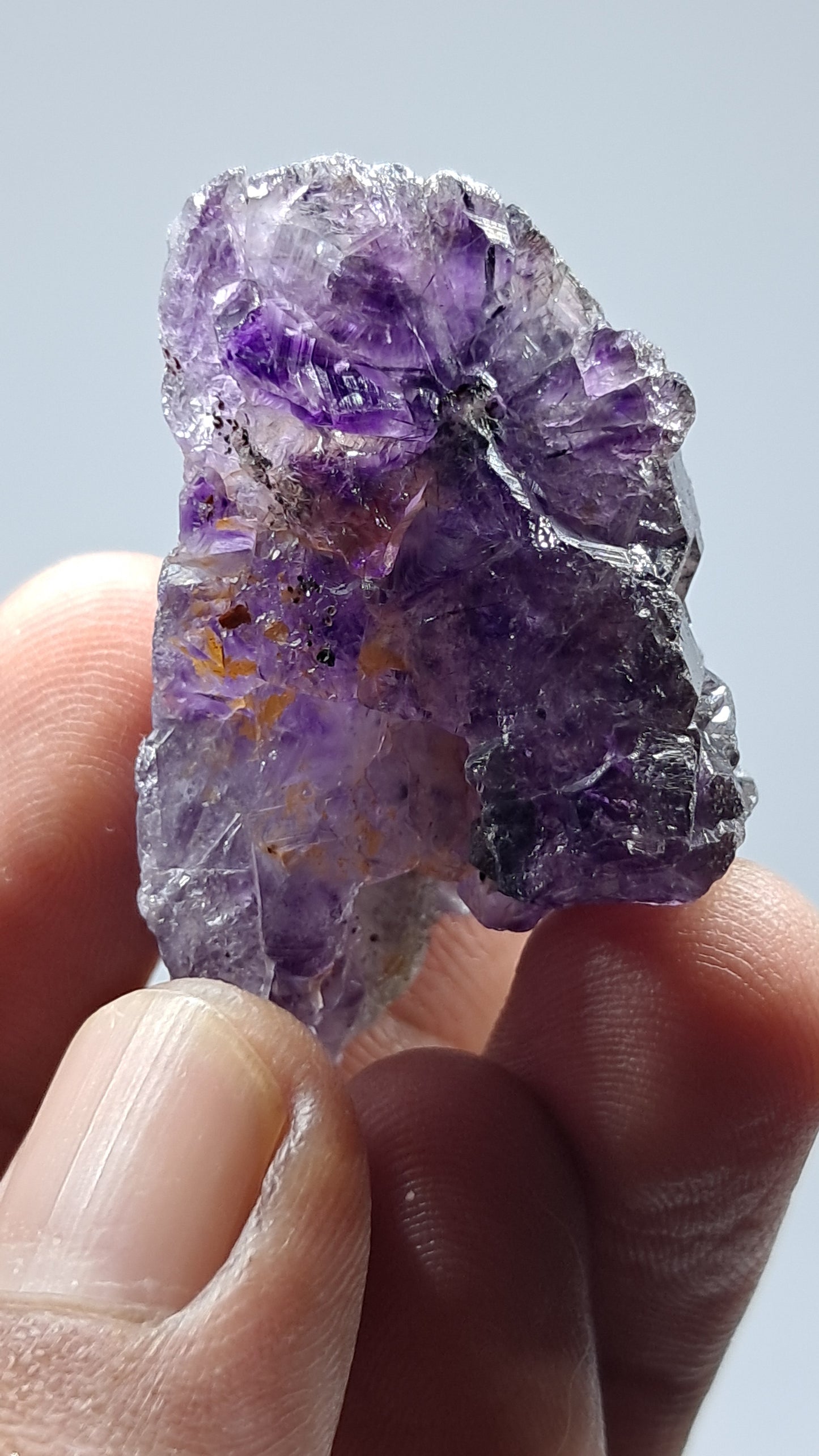 Amatista Elestial Morada Profunda | Inclusiones de Hematita Goetita Rutilo | Cristal Natural | Espécimen Mineral #KA196