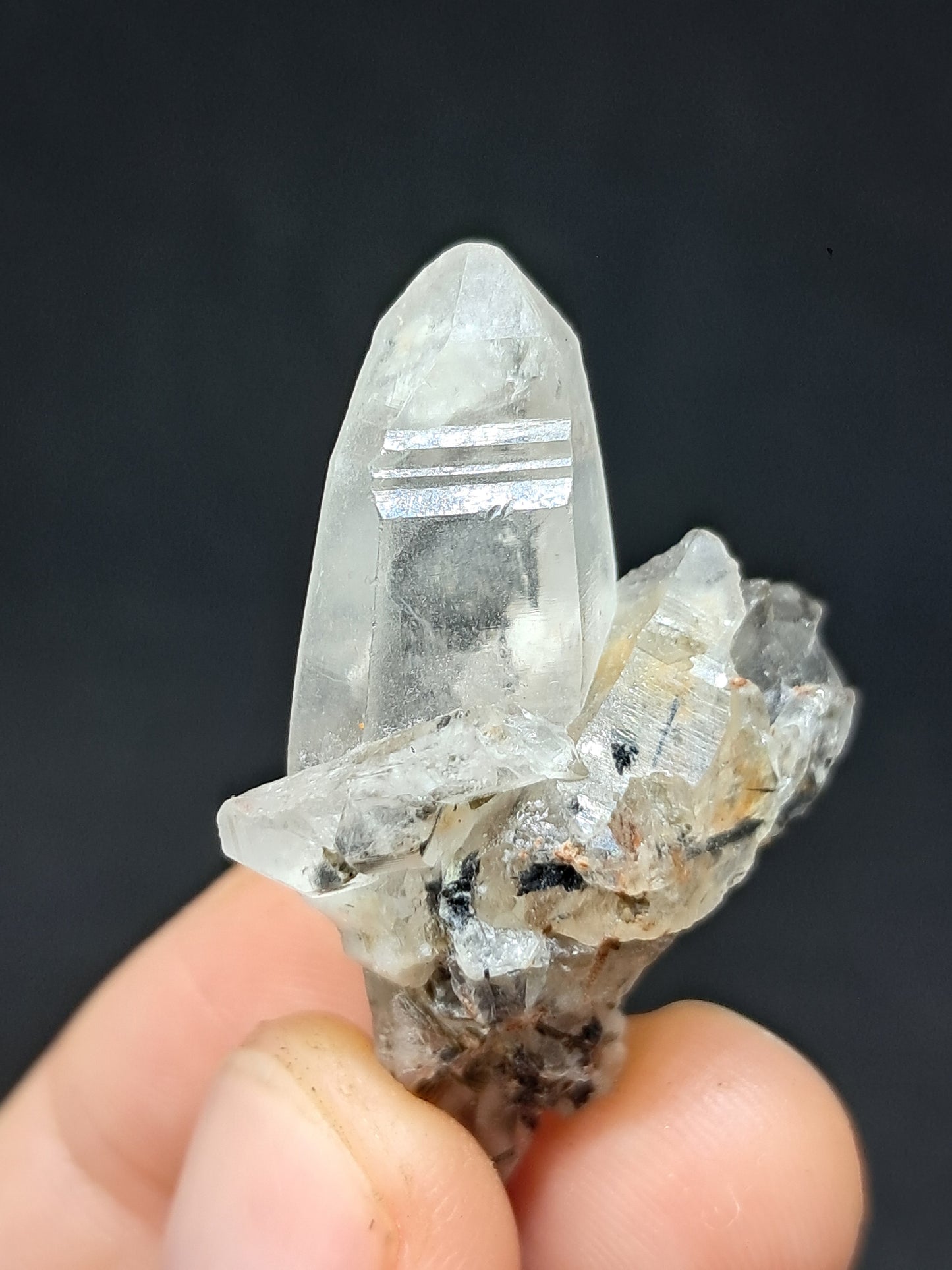 Punta de Cuarzo Turmalinado (Karur) Cristal Natural | Muestra Mineral #TQ32