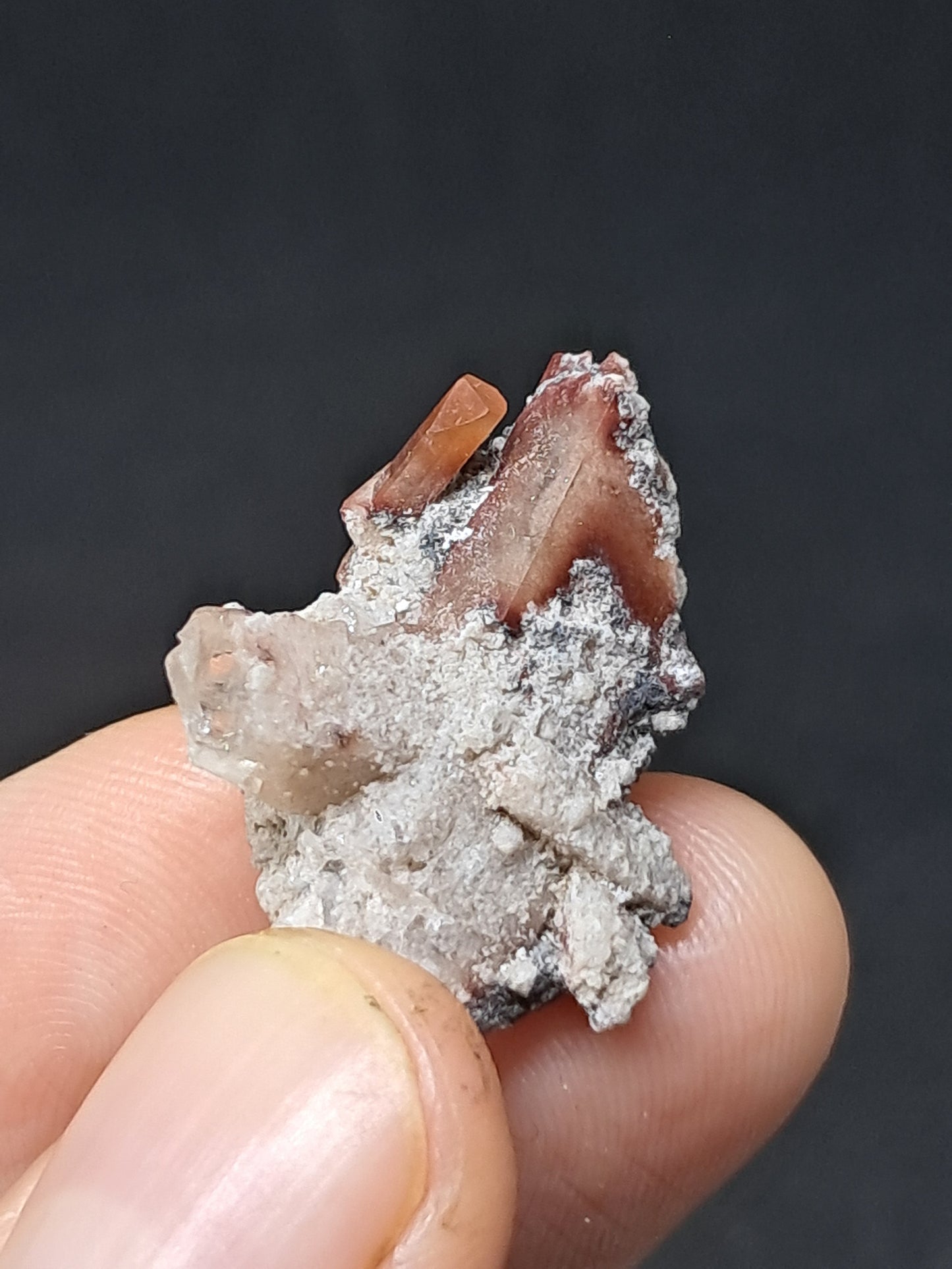 Cristales de topacio natural en matriz (México), piedra preciosa rara | Ejemplar mineral n.° TPZ24