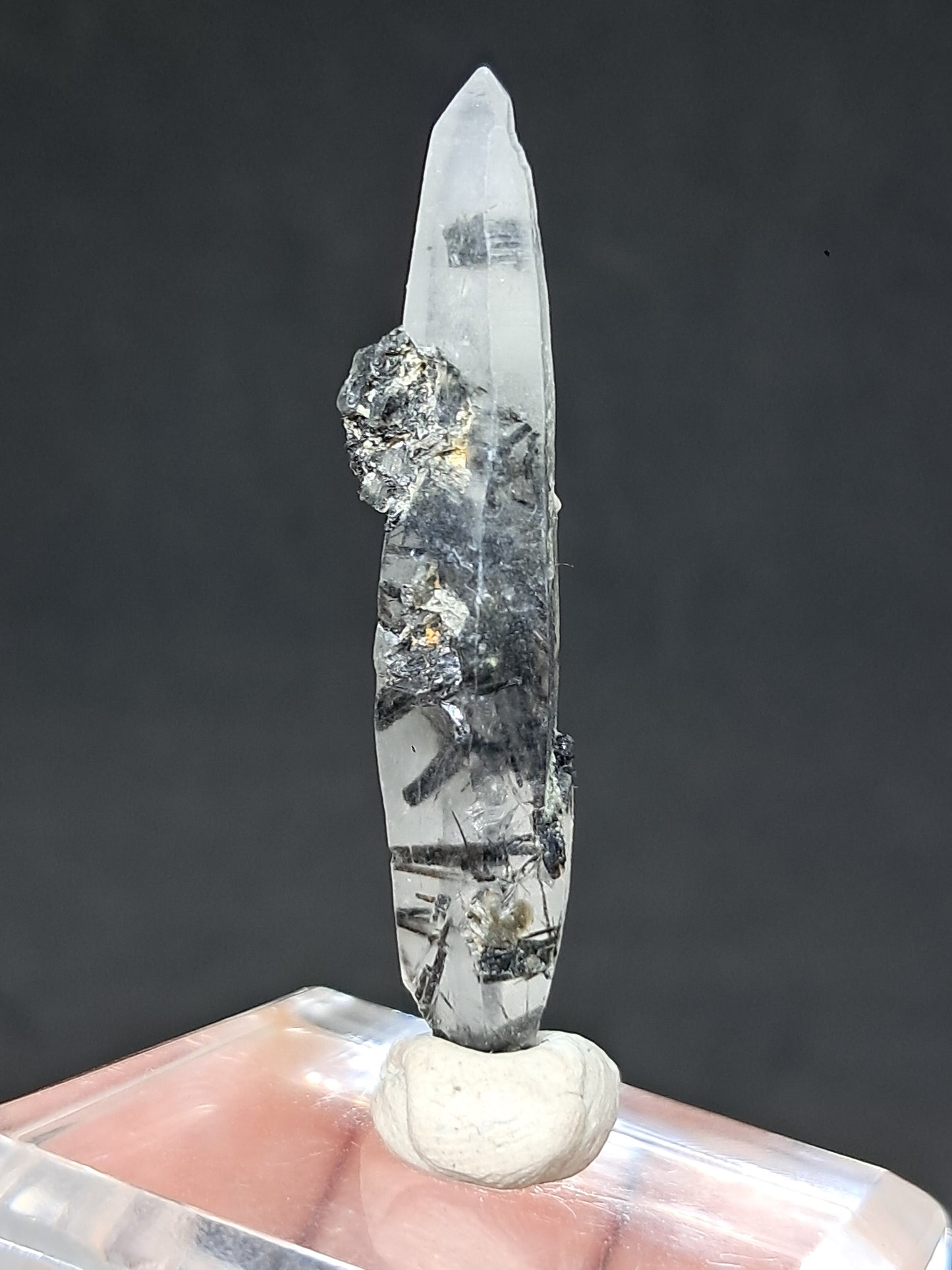 Punta de Cuarzo Turmalinado DT (Karur) Cristal Natural Doble Terminación | Muestra de Mineral #TQ31