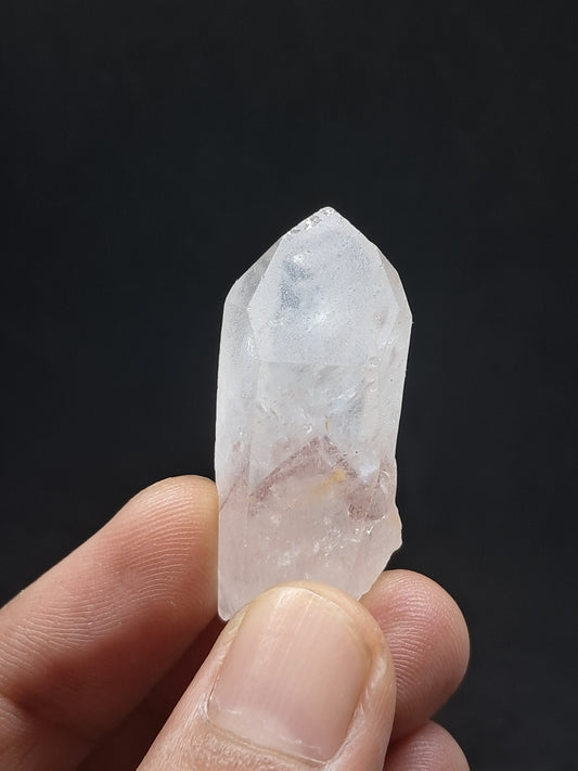 Cuarzo fantasma hematita (Telangana) Punta de cristal natural | Ejemplar mineral n.° HPQ26