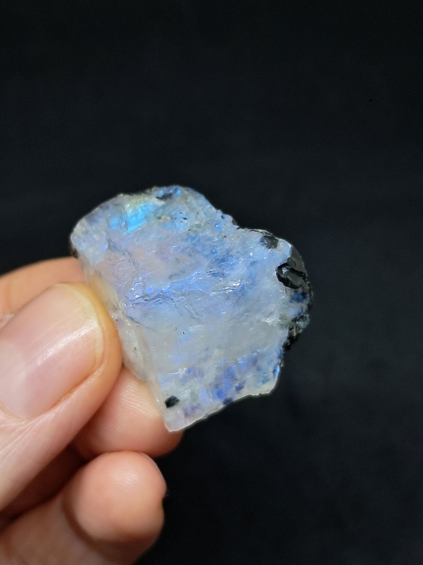 Piedra lunar arcoíris de alta calidad (Odisha) en bruto | Roca natural n.° MN12