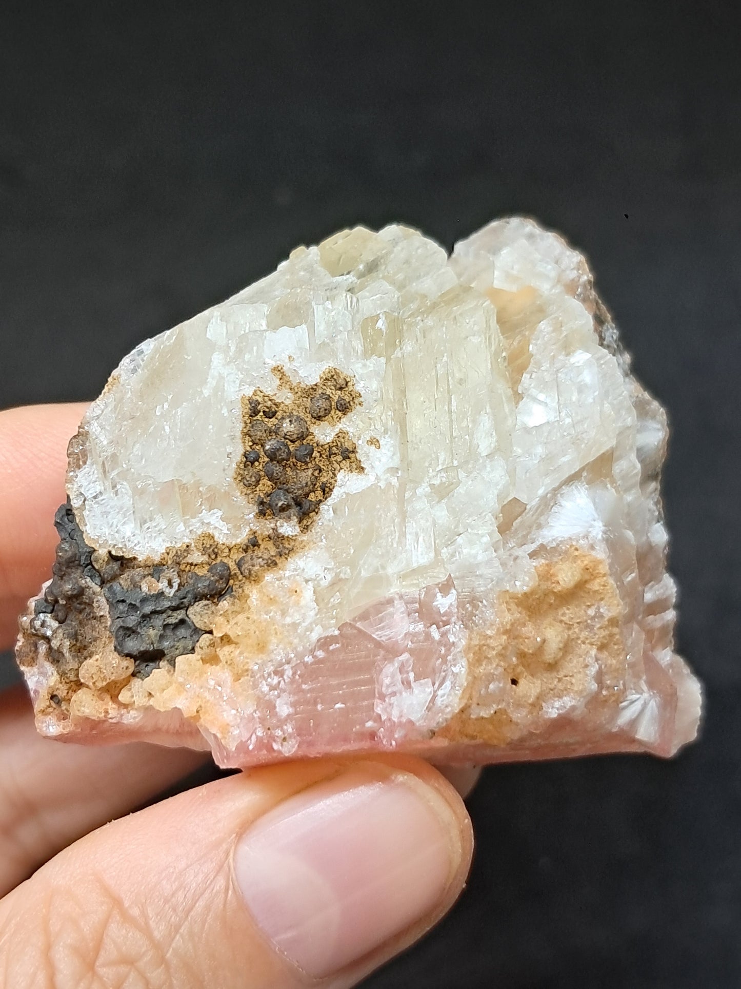 Calcita rojiza/rosa con mesolita *Hallazgo raro* (Pithampur) Cristal natural | Piedra en bruto | Espécimen mineral #CA36