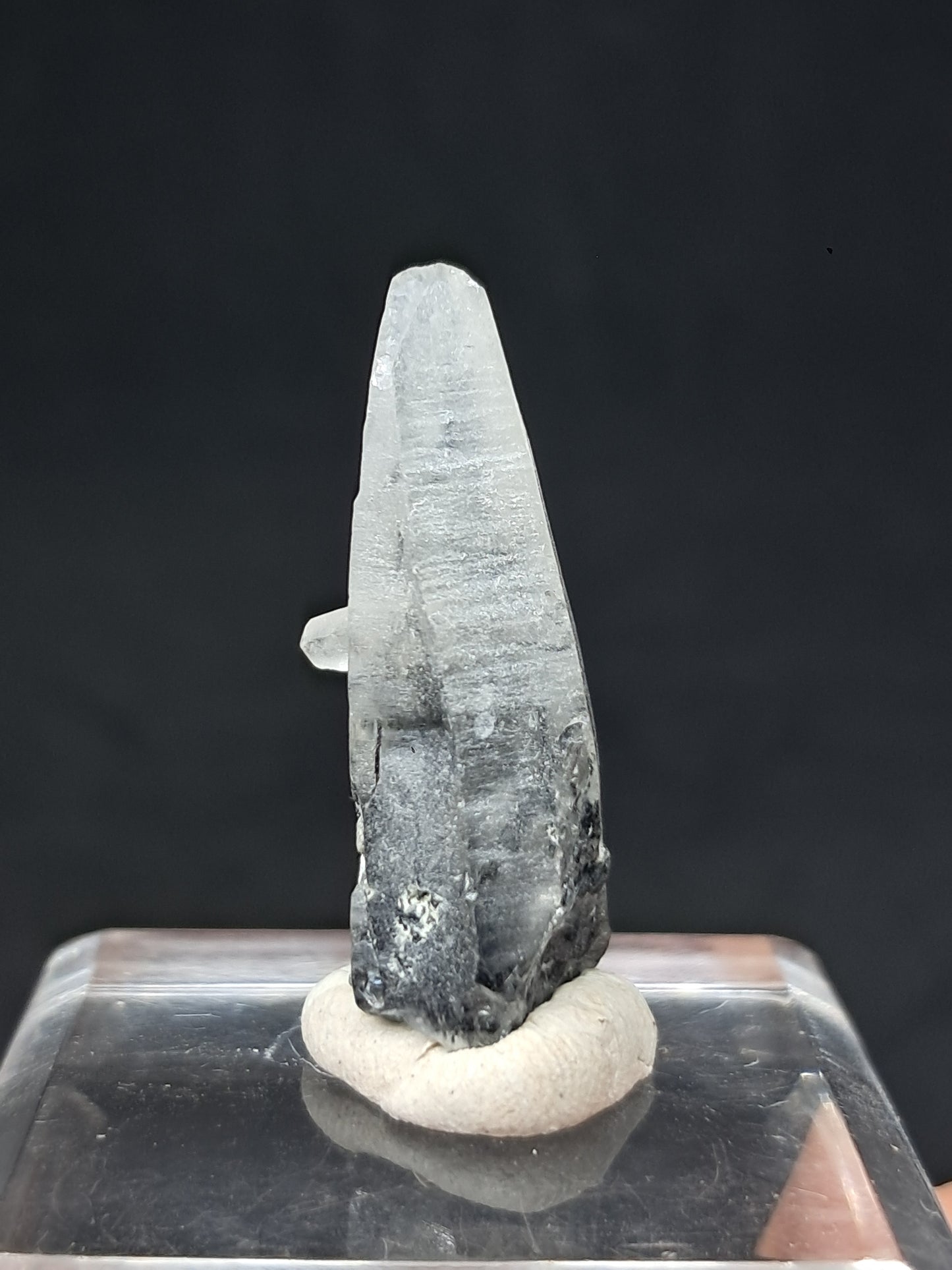 Punta de Cuarzo Turmalinado (Karur) Cristal Natural | Muestra Mineral #TQ34