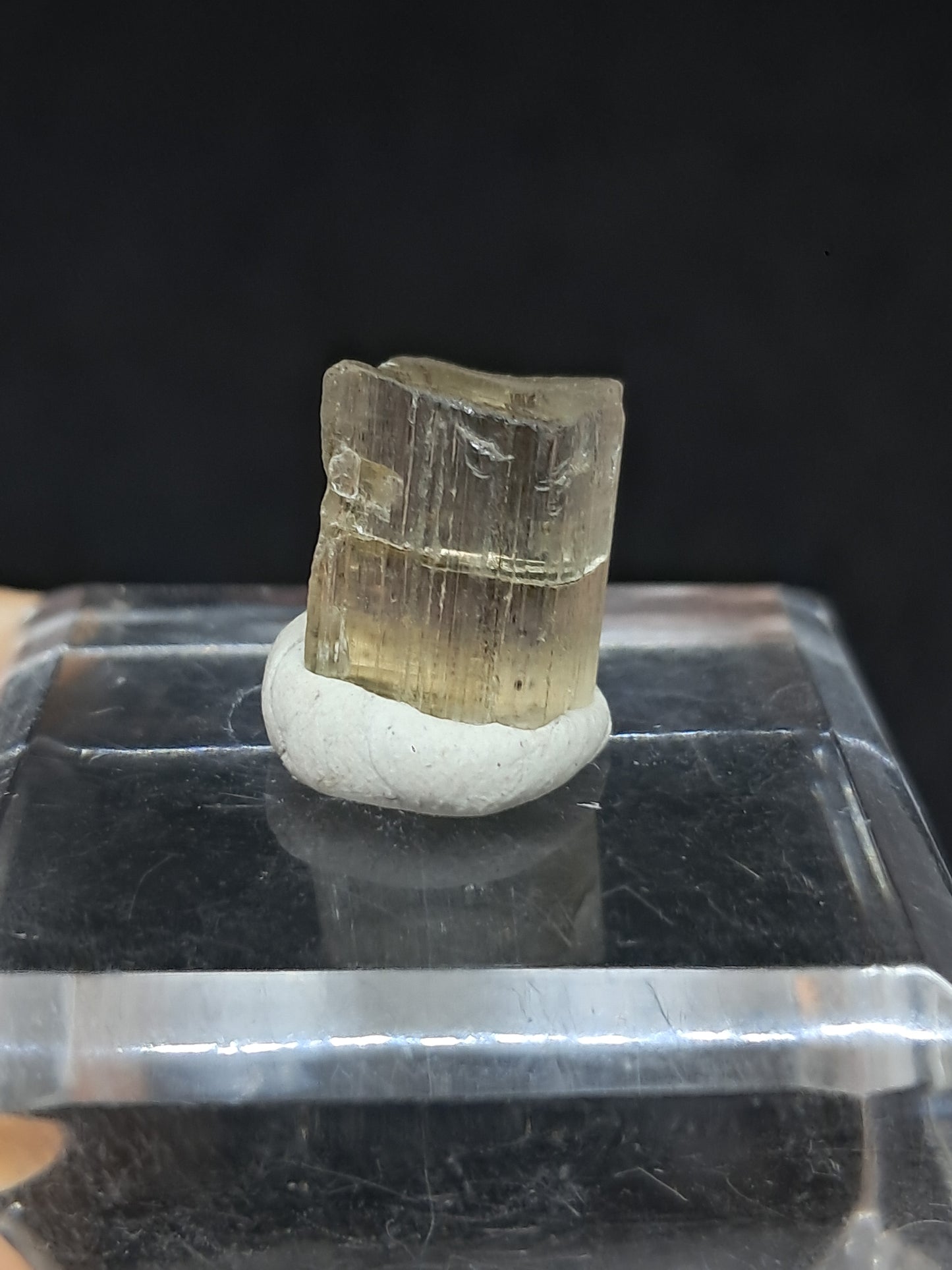 Fluorescent Scapolite Crystal (Karur) UV Reactive | Rough Stone | Natural Mineral Specimen #SCP20