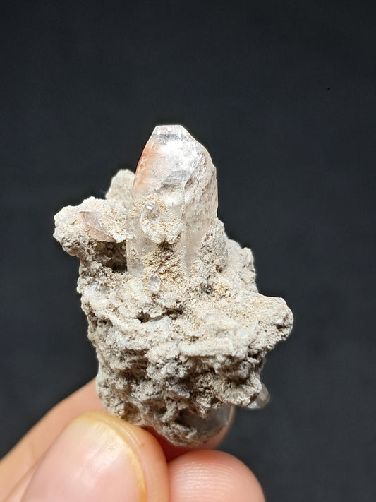 Cristal de topacio natural en matriz (México), piedra preciosa rara | Ejemplar mineral n.° TPZ7