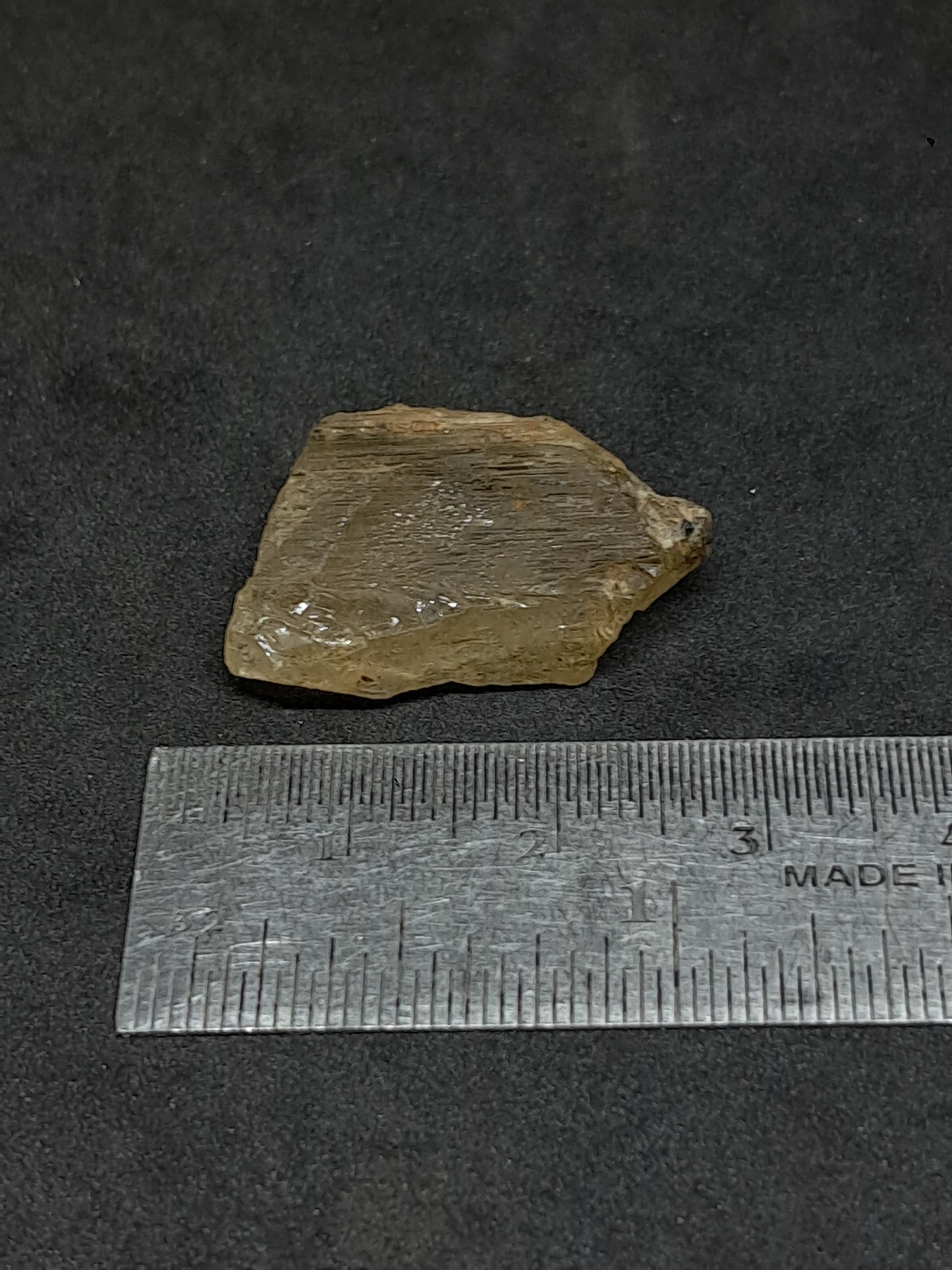Fluorescent Scapolite Crystal (Karur) UV Reactive | Rough Stone | Natural Mineral Specimen #SCP18