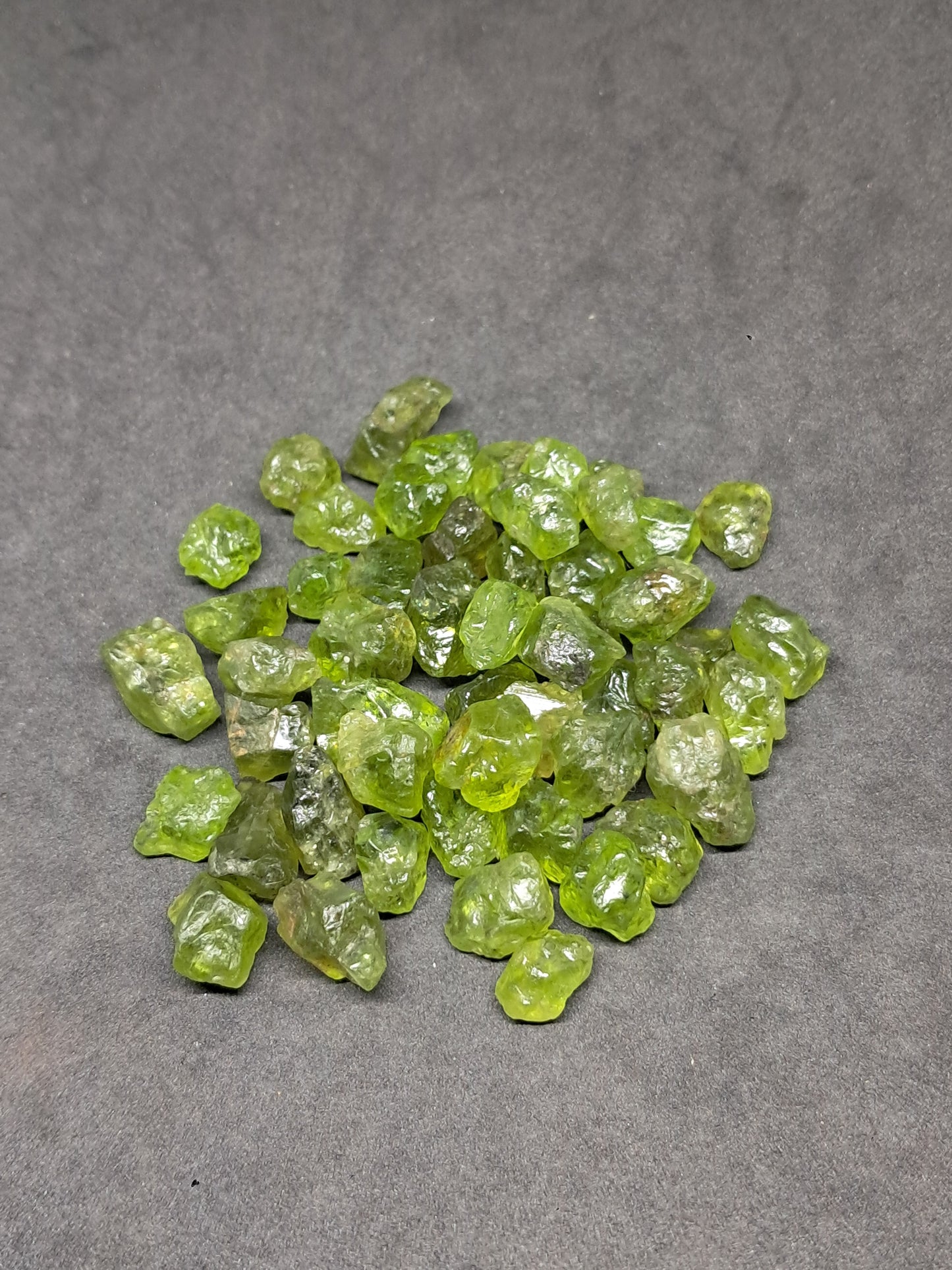 *Gem Quality* Peridot (Pakistan) Natural Stone | Mineral Specimen