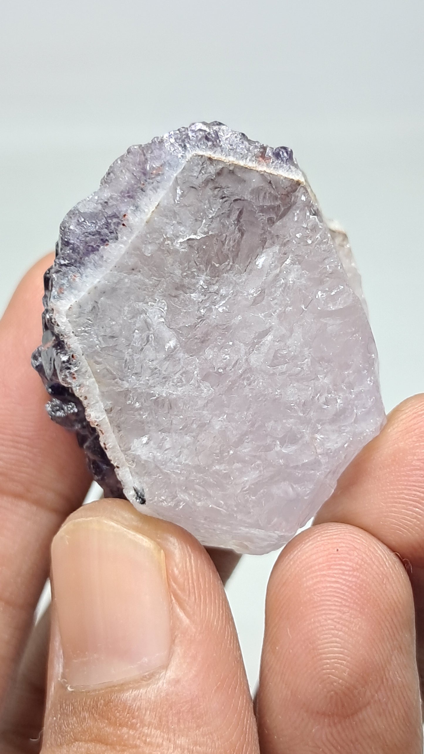 Amatista Elestial Morada Profunda | Inclusiones de Hematita Goethita Rutilo | Cristal Natural | Espécimen Mineral #KA199