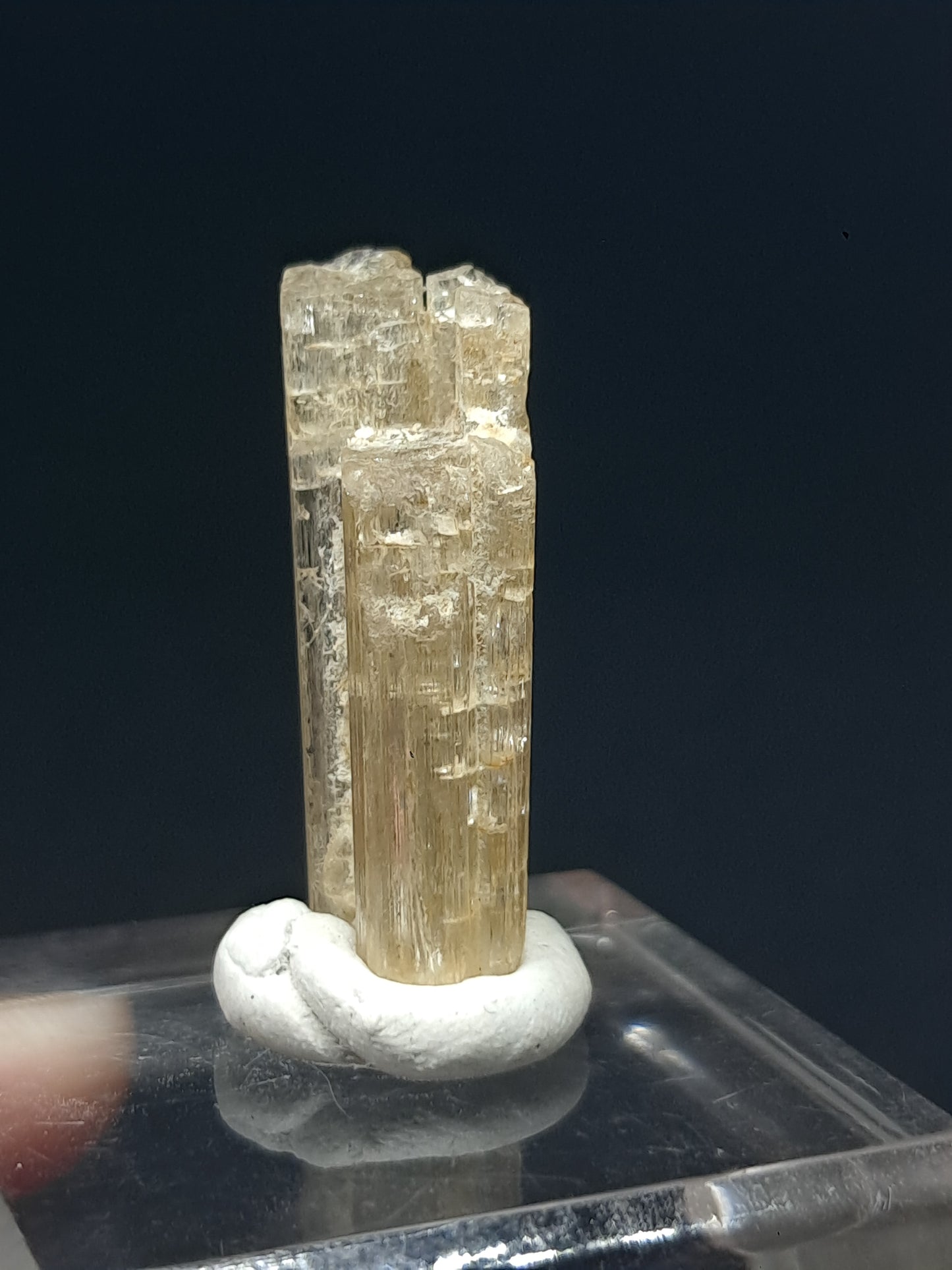 Fluorescent Scapolite Natural Crystal (Karur) UV Reactive | Rough Stone | Mineral Specimen #SCP14