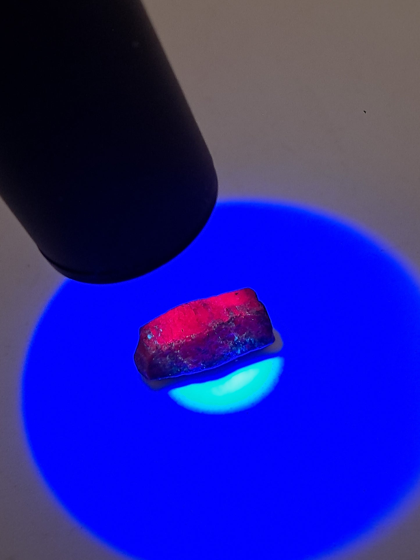 Cristal de rubí en bruto (Tamil Nadu) Piedra natural | Muestra mineral #RB35