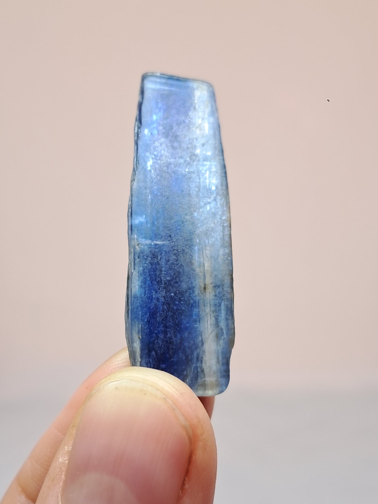 Piedra natural cianita azul (Nepal) n.° KY22