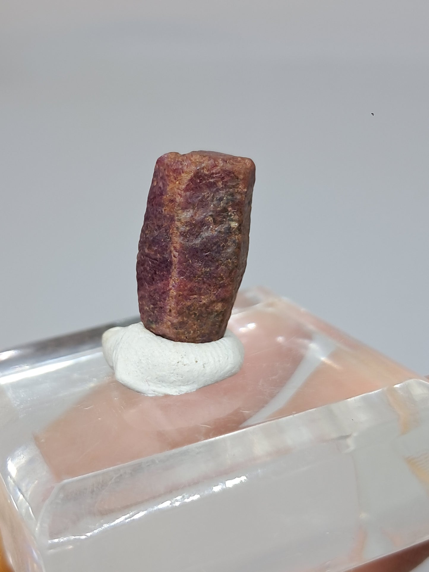 Cristal de rubí en bruto (Tamil Nadu) Piedra natural | Muestra mineral #RB35