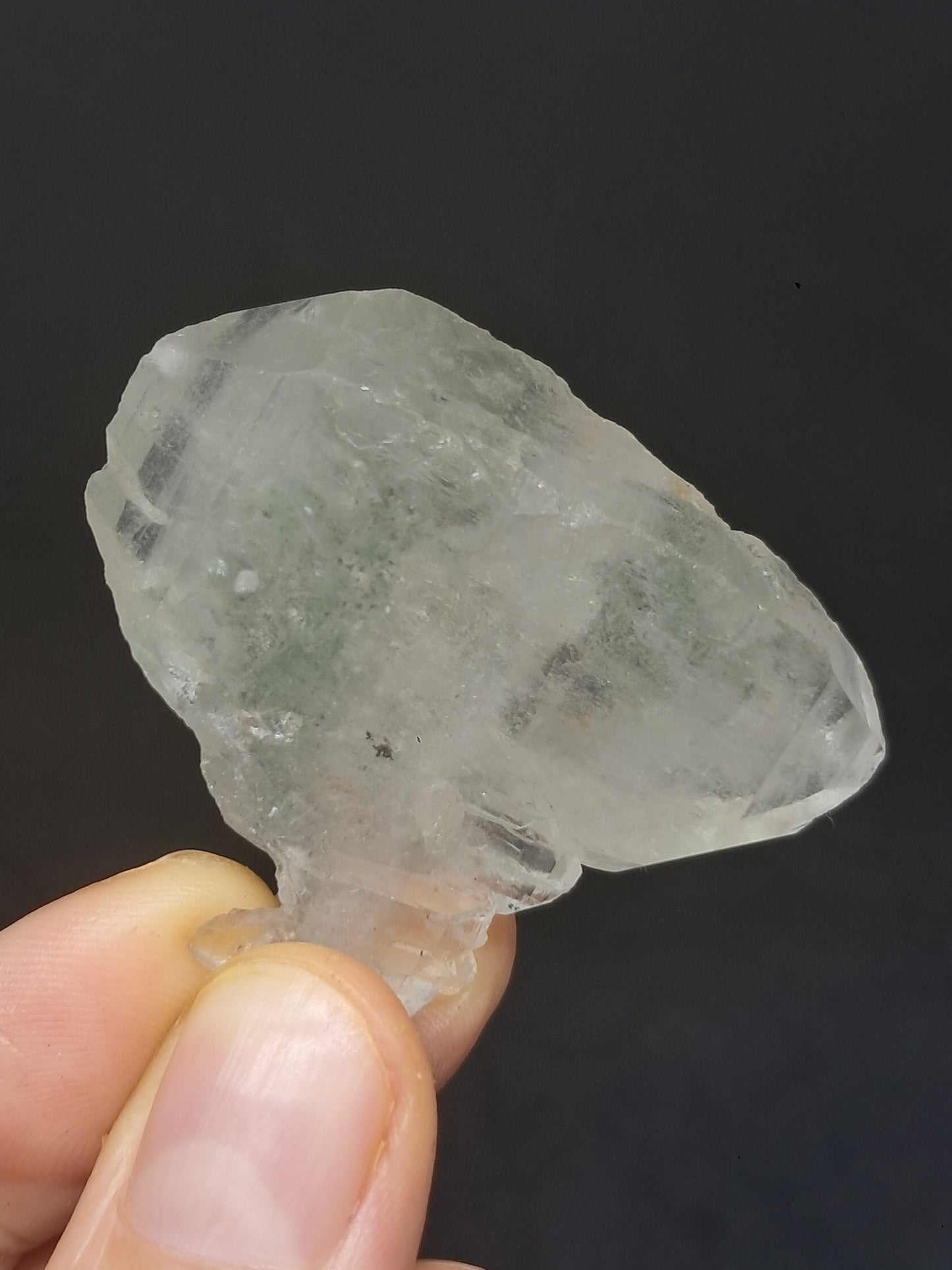 Punta natural de cuarzo fantasma de clorita (Karur) | Cristal chamánico de jardín #CQ67