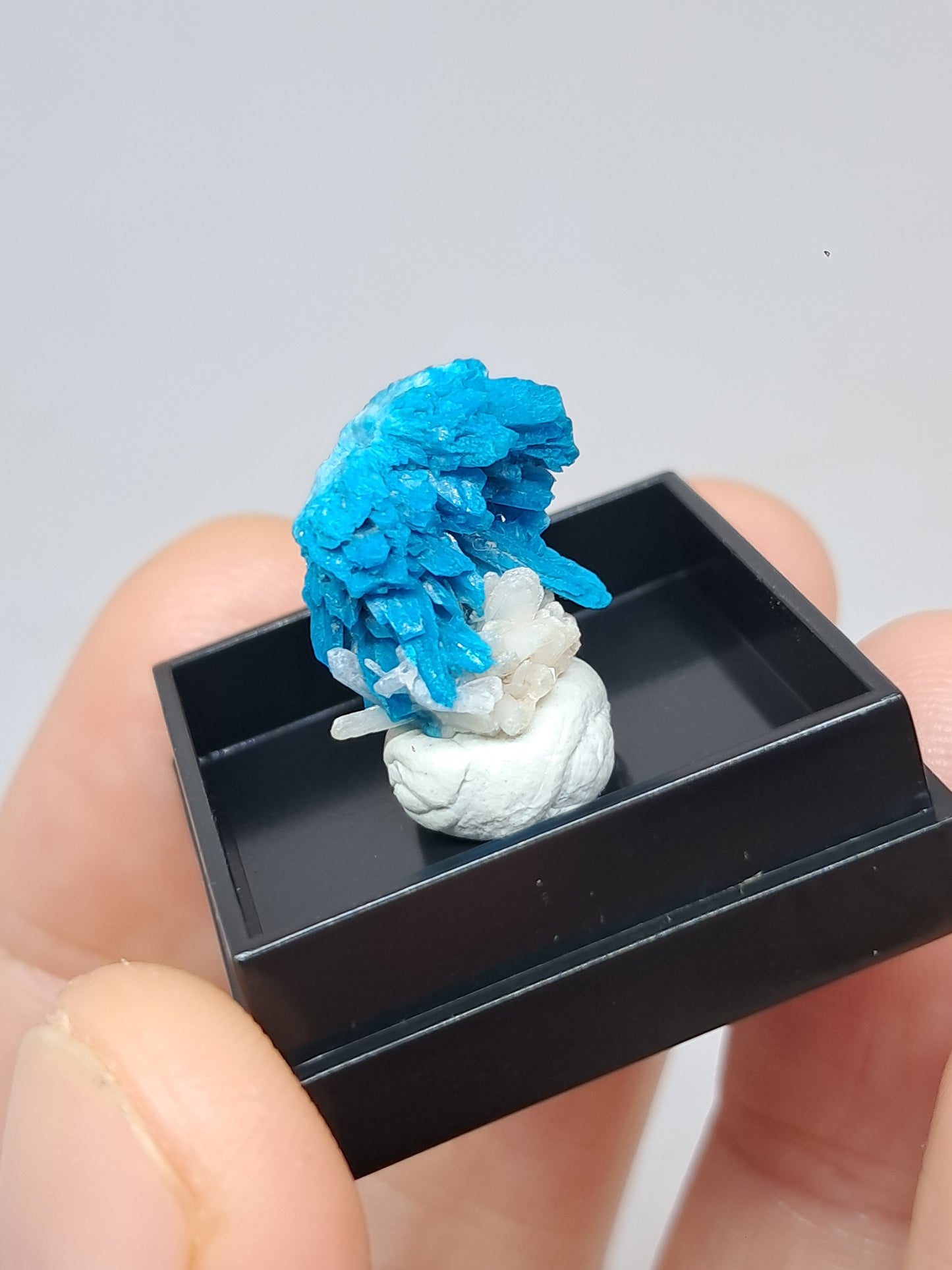 Pentagonite w/ Stilbite (Pune) Rough Stone | Natural Crystal | Rare Mineral Specimen #CV53
