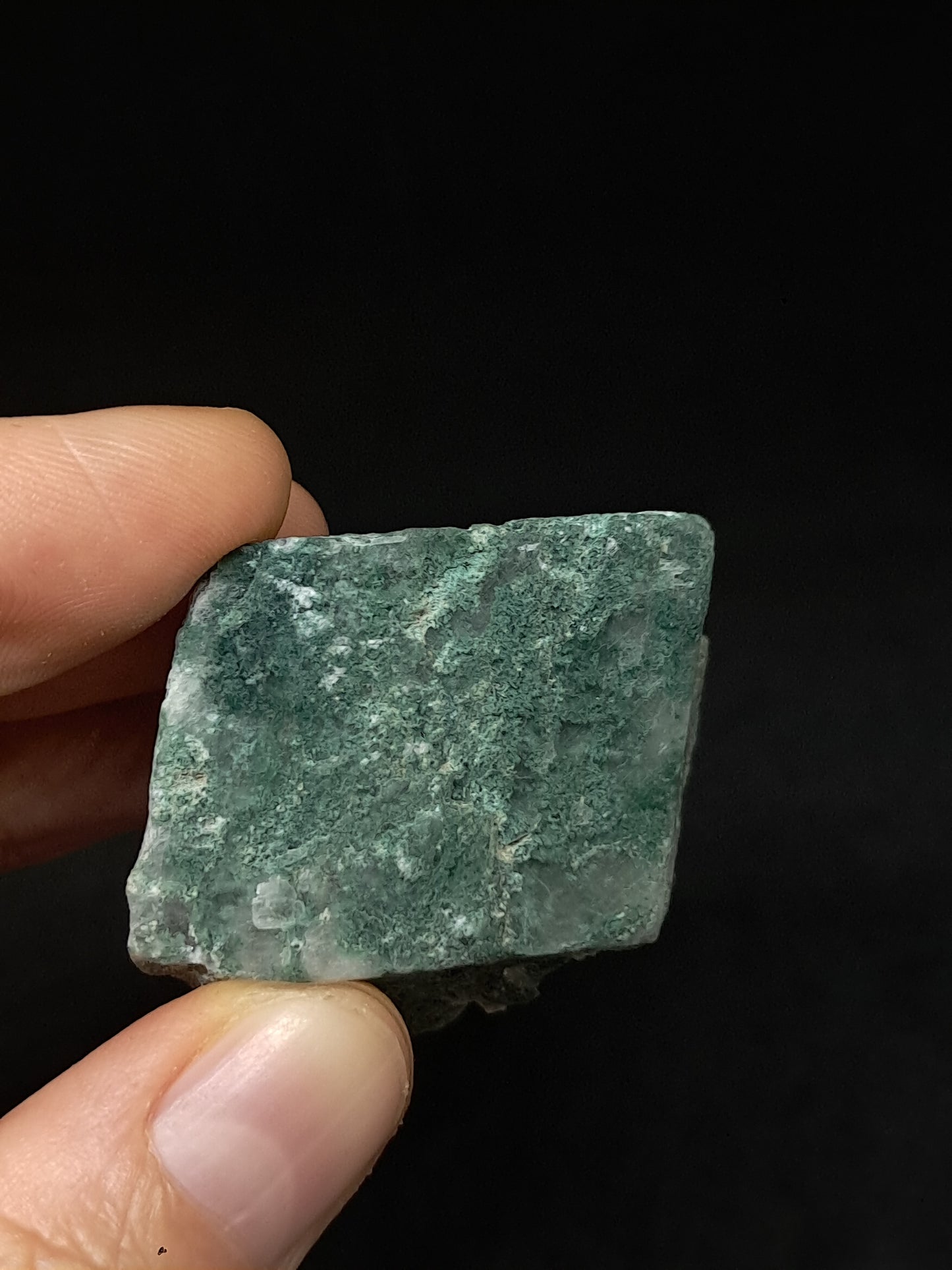 Calcita blanca (Sri Lanka) en bruto | Cristal natural | Ejemplar mineral n.° CA11