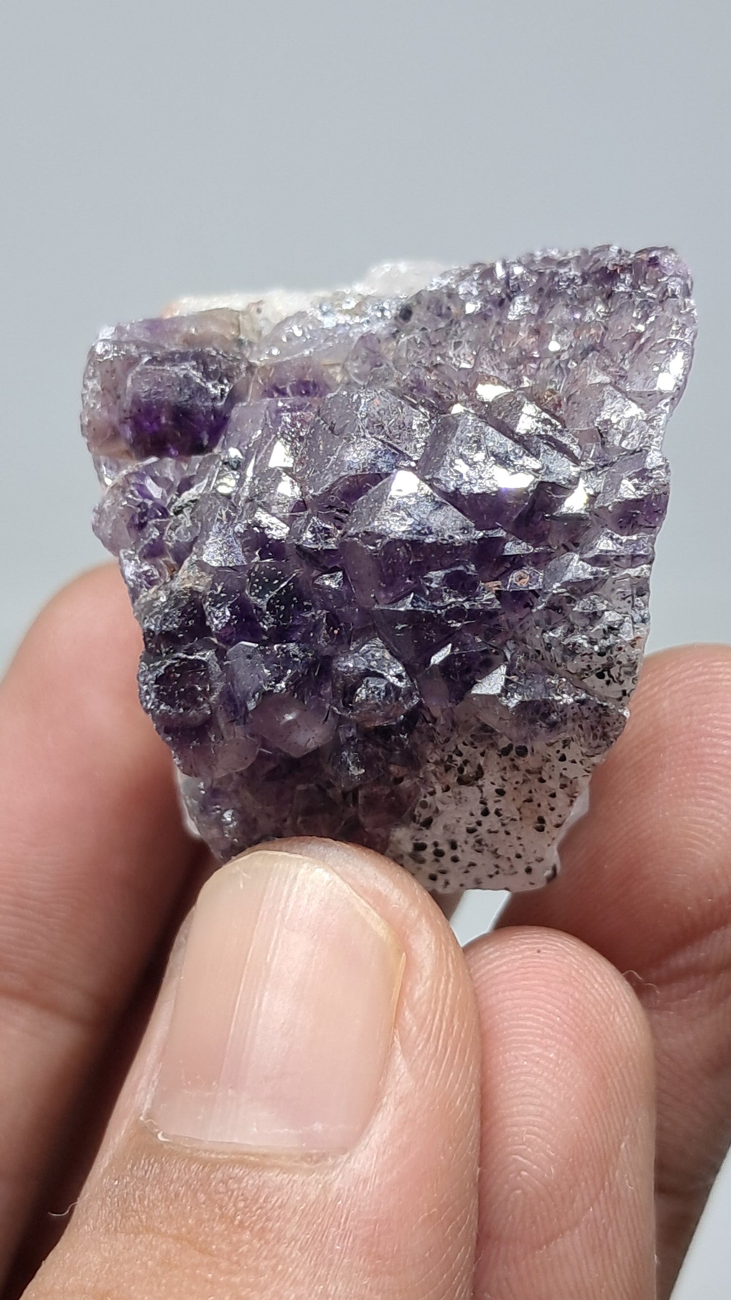 Amatista Elestial Morada Profunda | Inclusiones de Hematita Goethita Rutilo | Cristal Natural | Espécimen Mineral #KA199
