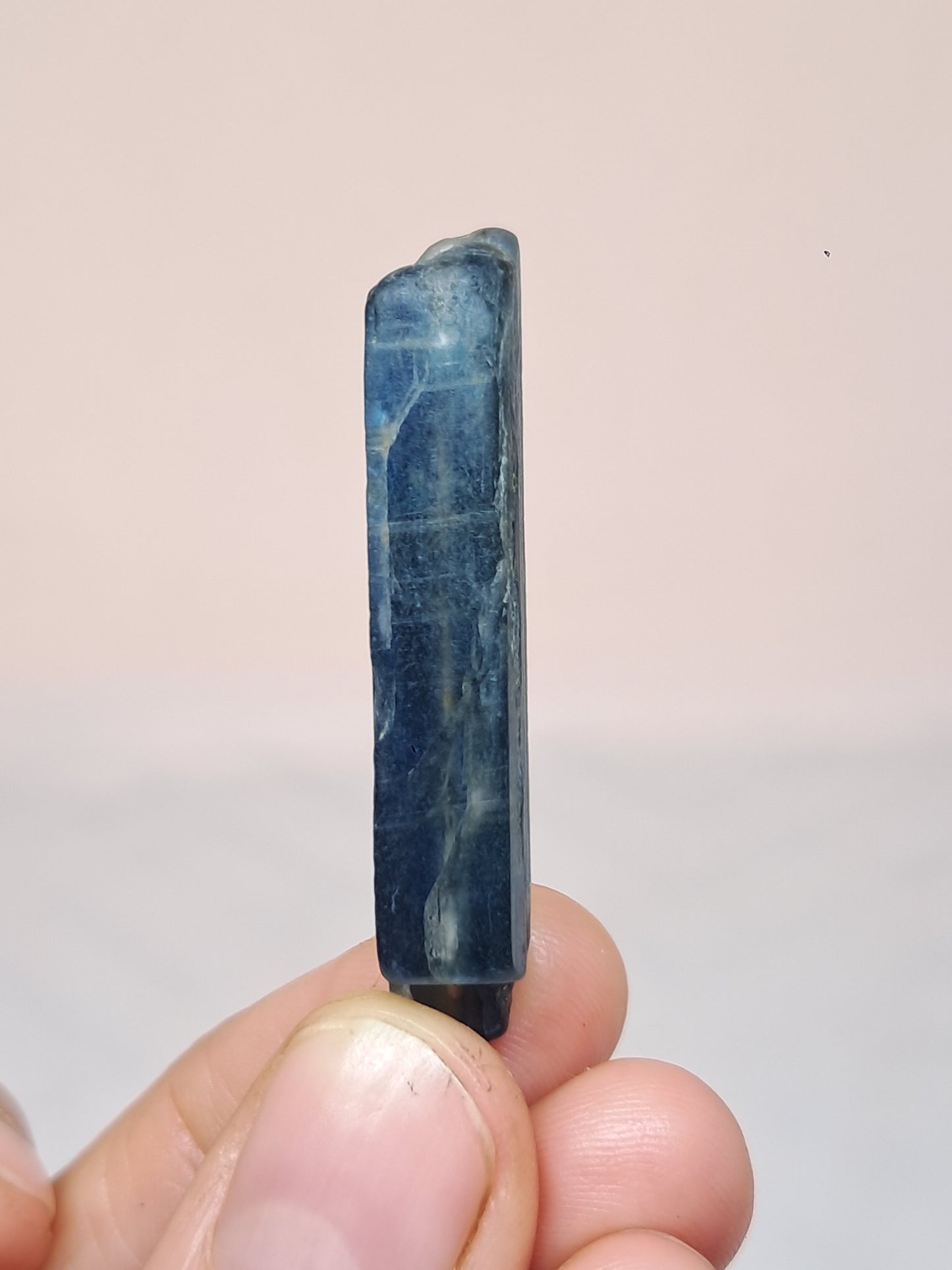 Piedra natural cianita azul (Nepal) n.° KY23