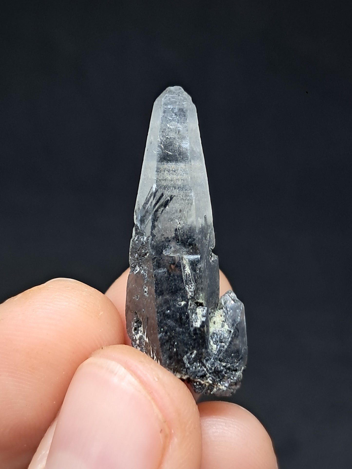 Punta de Cuarzo Turmalinado (Karur) Cristal Natural | Espécimen Mineral #TQ36