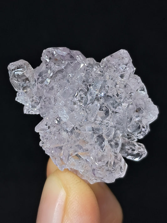 Amatista en racimo (Karur) Cristal de cuarzo lavanda brillante | Piedra natural | Ejemplar mineral n.° KA79