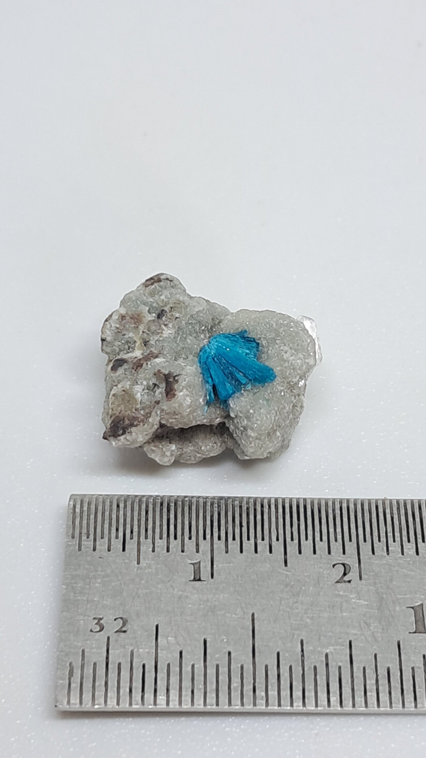 Cristal en bruto de Cavansita y Estilbita sobre matriz de Heulandita (Wagholi) | Piedra natural | Espécimen mineral raro #CV68