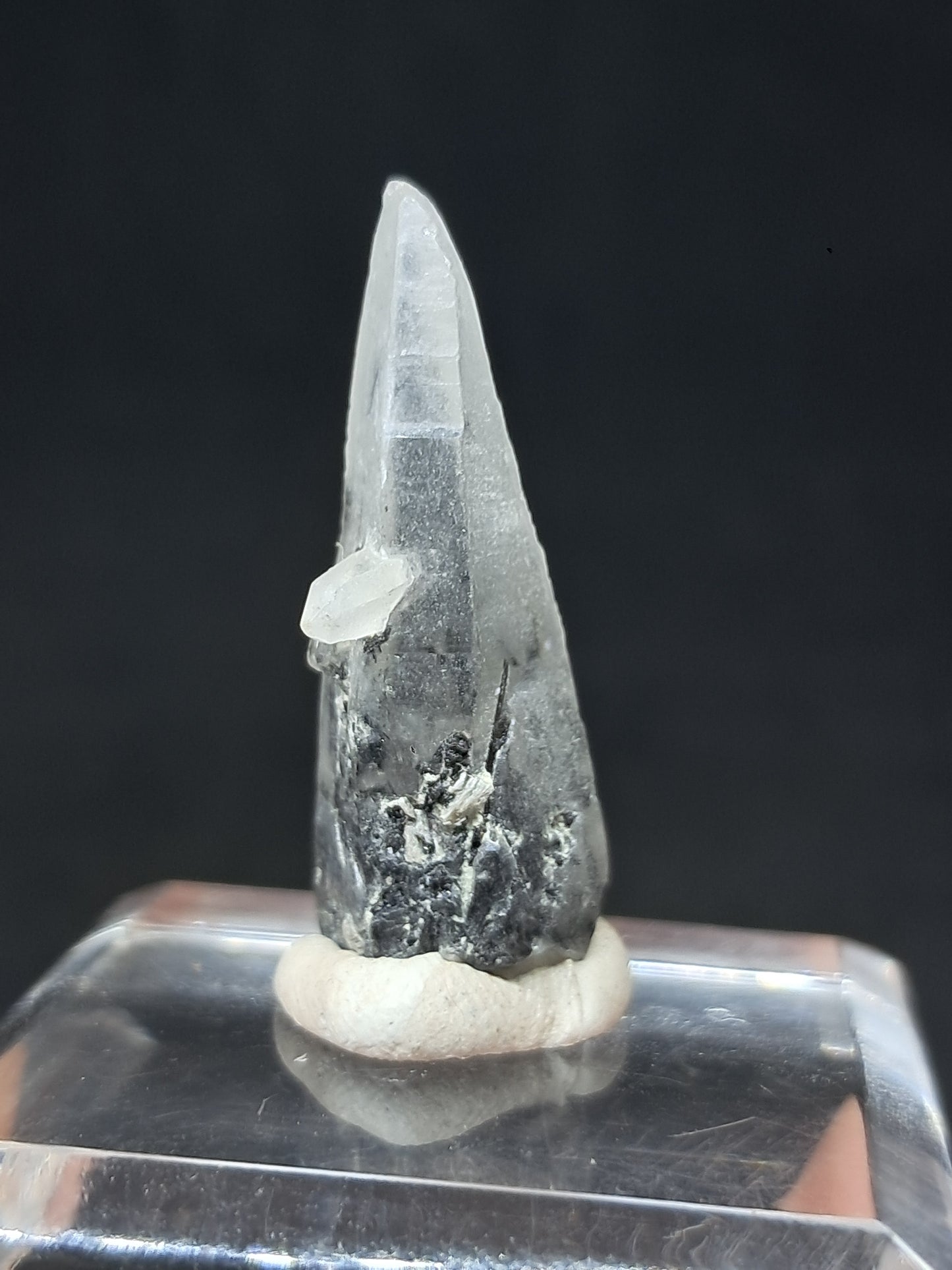 Punta de Cuarzo Turmalinado (Karur) Cristal Natural | Muestra Mineral #TQ34