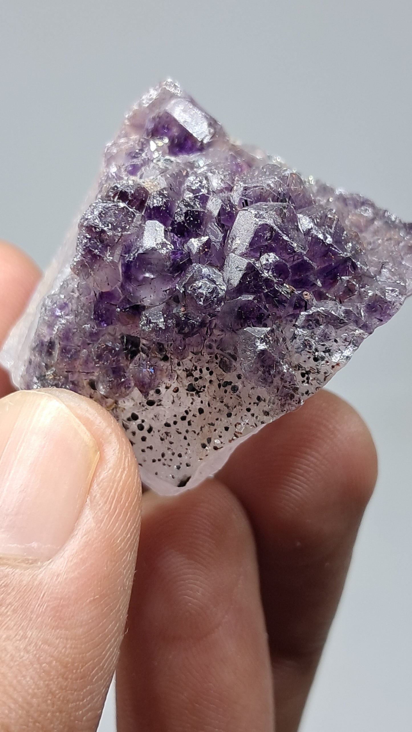 Amatista Elestial Morada Profunda | Inclusiones de Hematita Goethita Rutilo | Cristal Natural | Espécimen Mineral #KA199