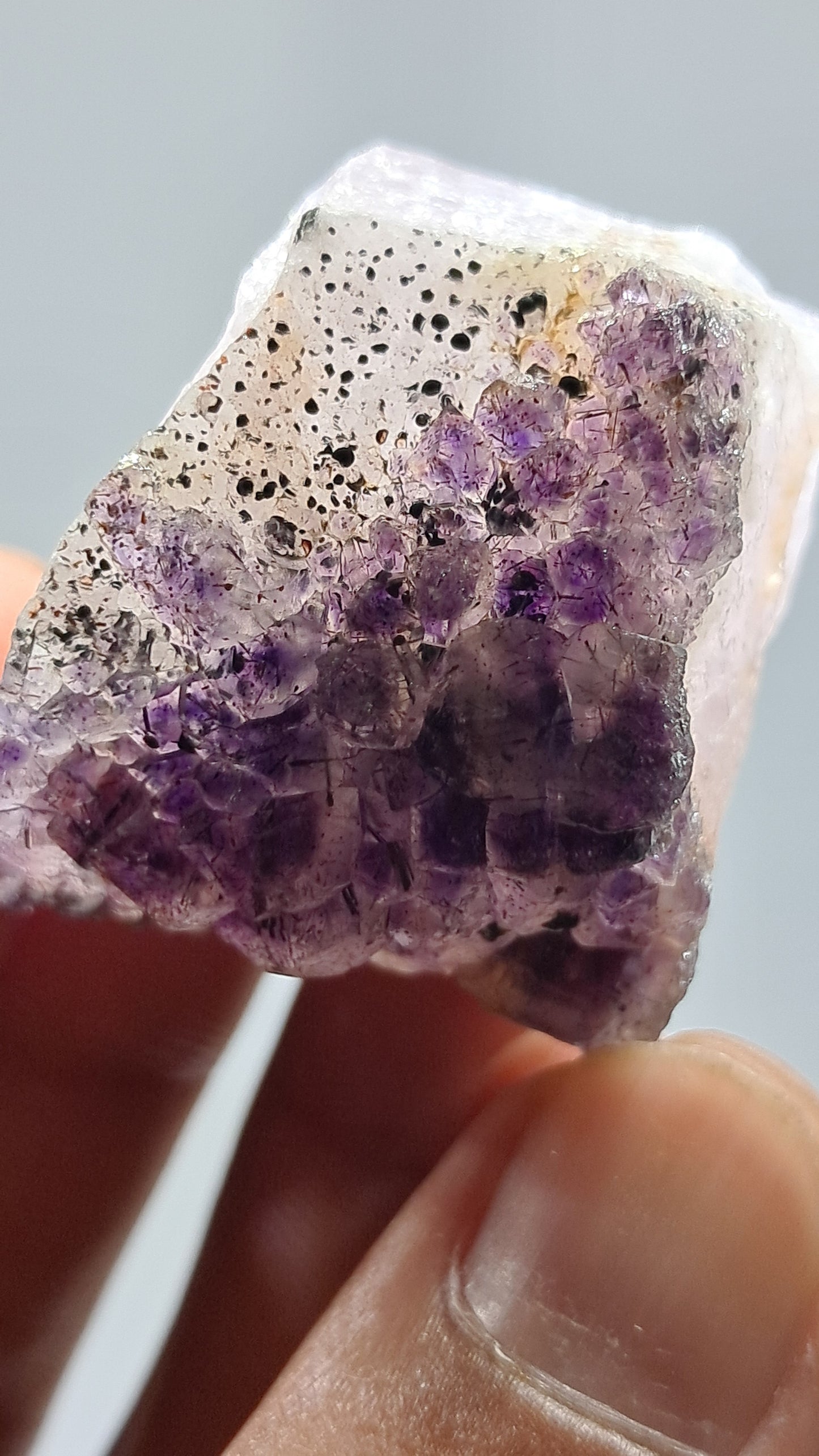 Amatista Elestial Morada Profunda | Inclusiones de Hematita Goethita Rutilo | Cristal Natural | Espécimen Mineral #KA199