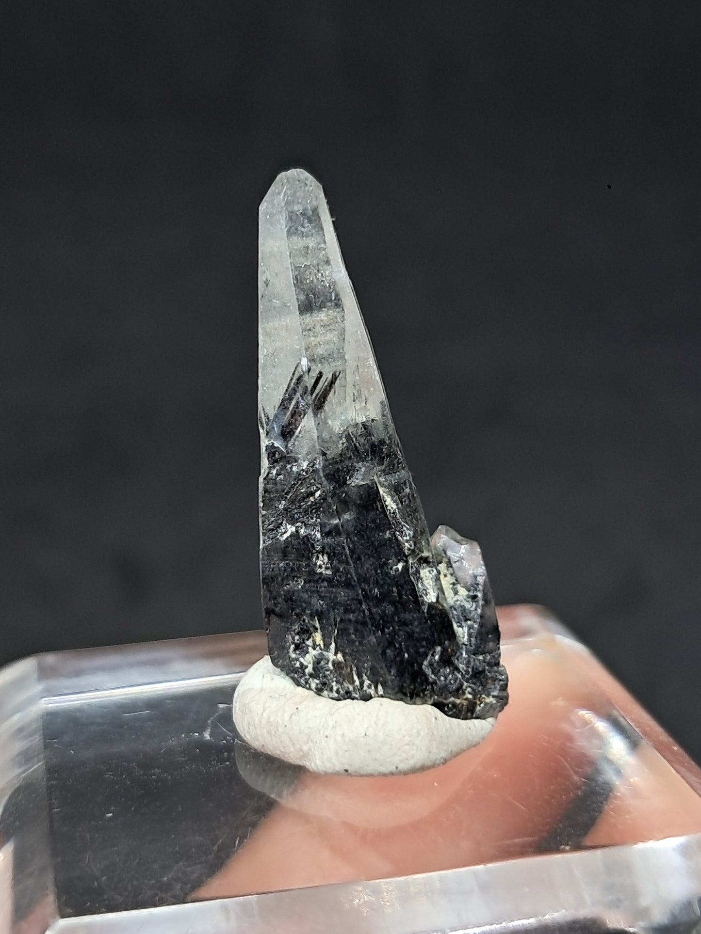 Punta de Cuarzo Turmalinado (Karur) Cristal Natural | Espécimen Mineral #TQ36