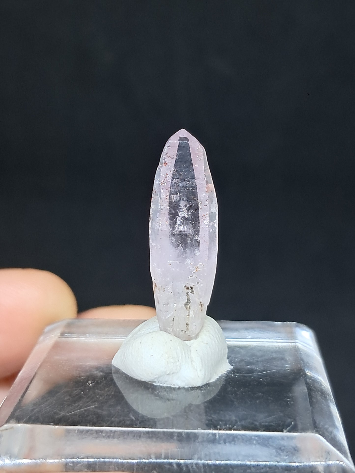 Punta Biterminada de Amatista de Veracruz con Inclusiones de Hematita (México) | Cristal Natural | Espécimen Mineral #VA58