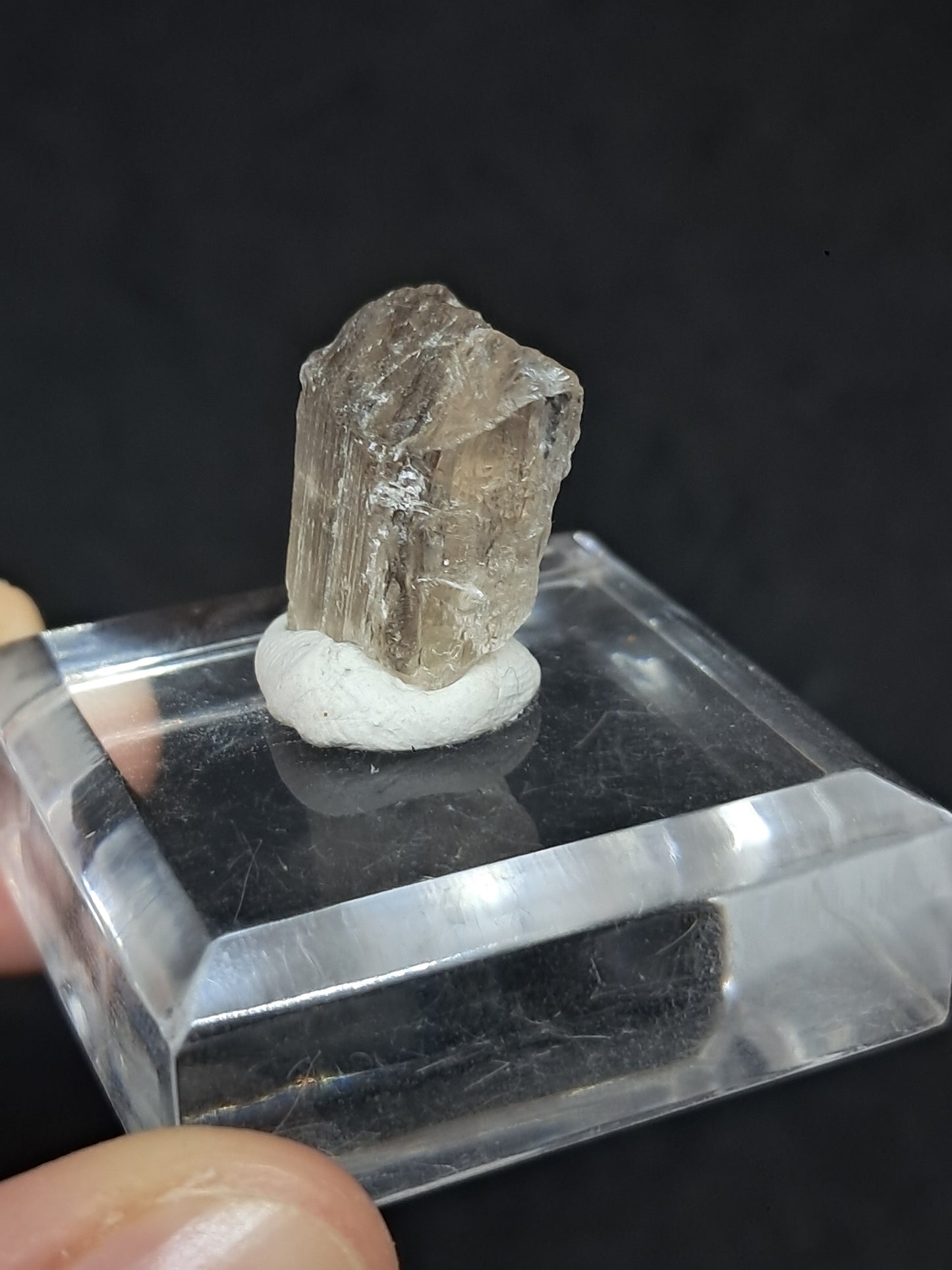 Fluorescent Scapolite Crystal (Karur) UV Reactive | Rough Stone | Natural Mineral Specimen #SCP22