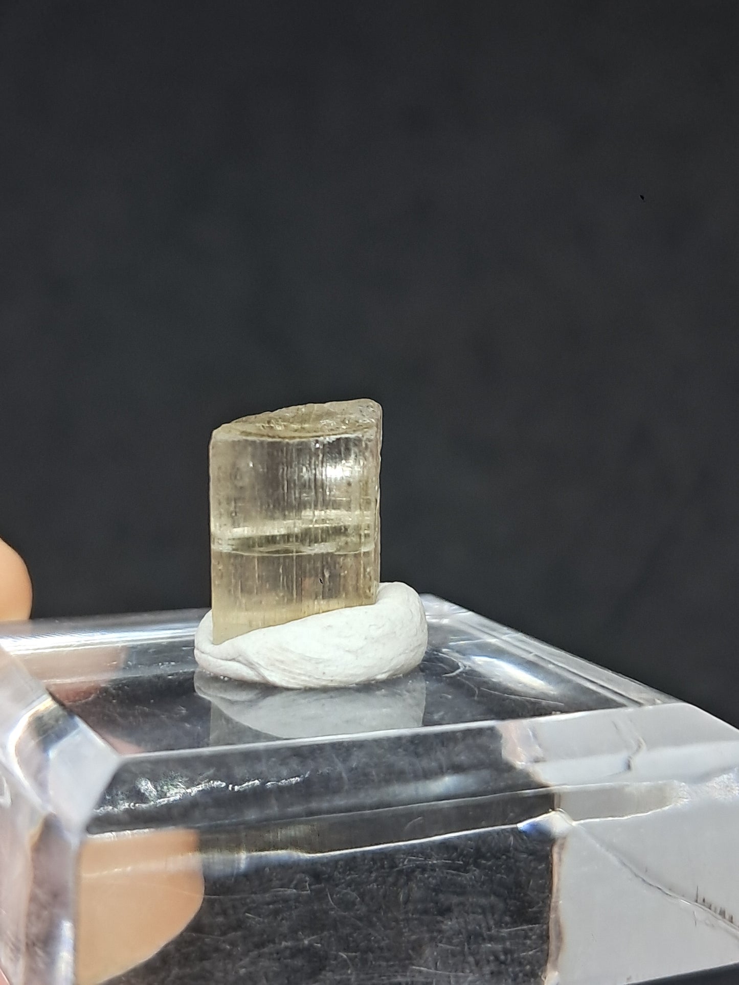 Fluorescent Scapolite Crystal (Karur) UV Reactive | Rough Stone | Natural Mineral Specimen #SCP20