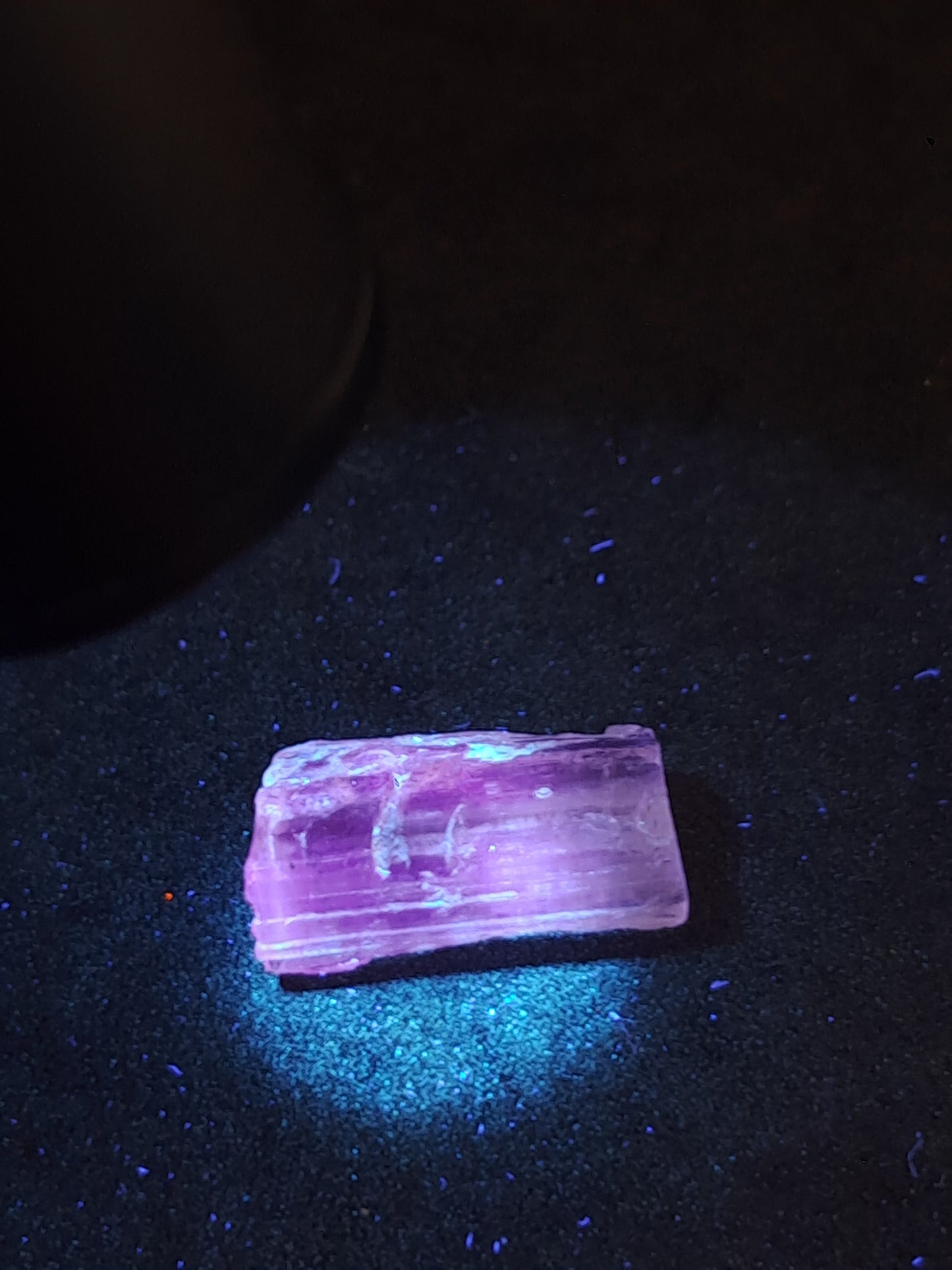Fluorescent Scapolite Crystal (Karur) UV Reactive | Rough Stone | Natural Mineral Specimen #SCP19