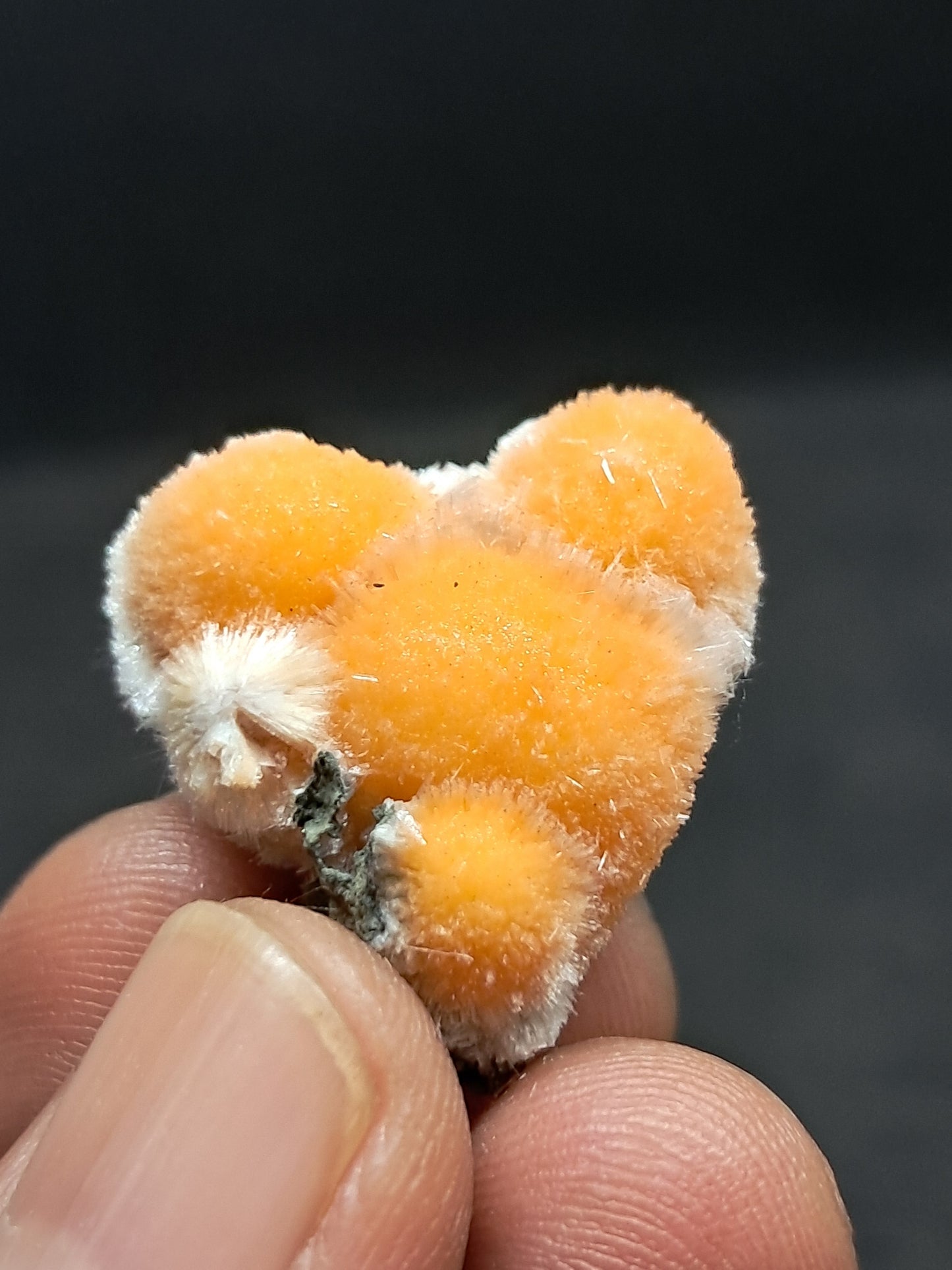 Muestra de mineral de Thomsonita con mesolita (Madhya Pradesh) | Zeolita n.° THM2