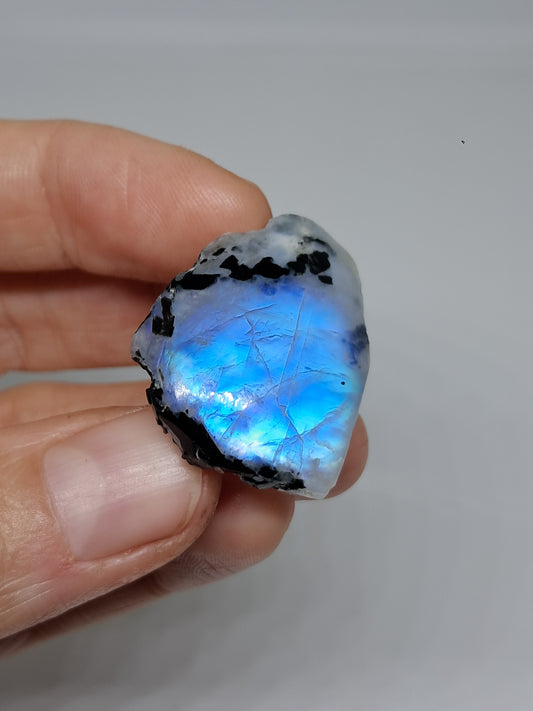 Labradorita blanca | Piedra lunar arcoíris de alta calidad (Tamil Nadu), piedra rugosa y pulida | Roca natural n.° MN12