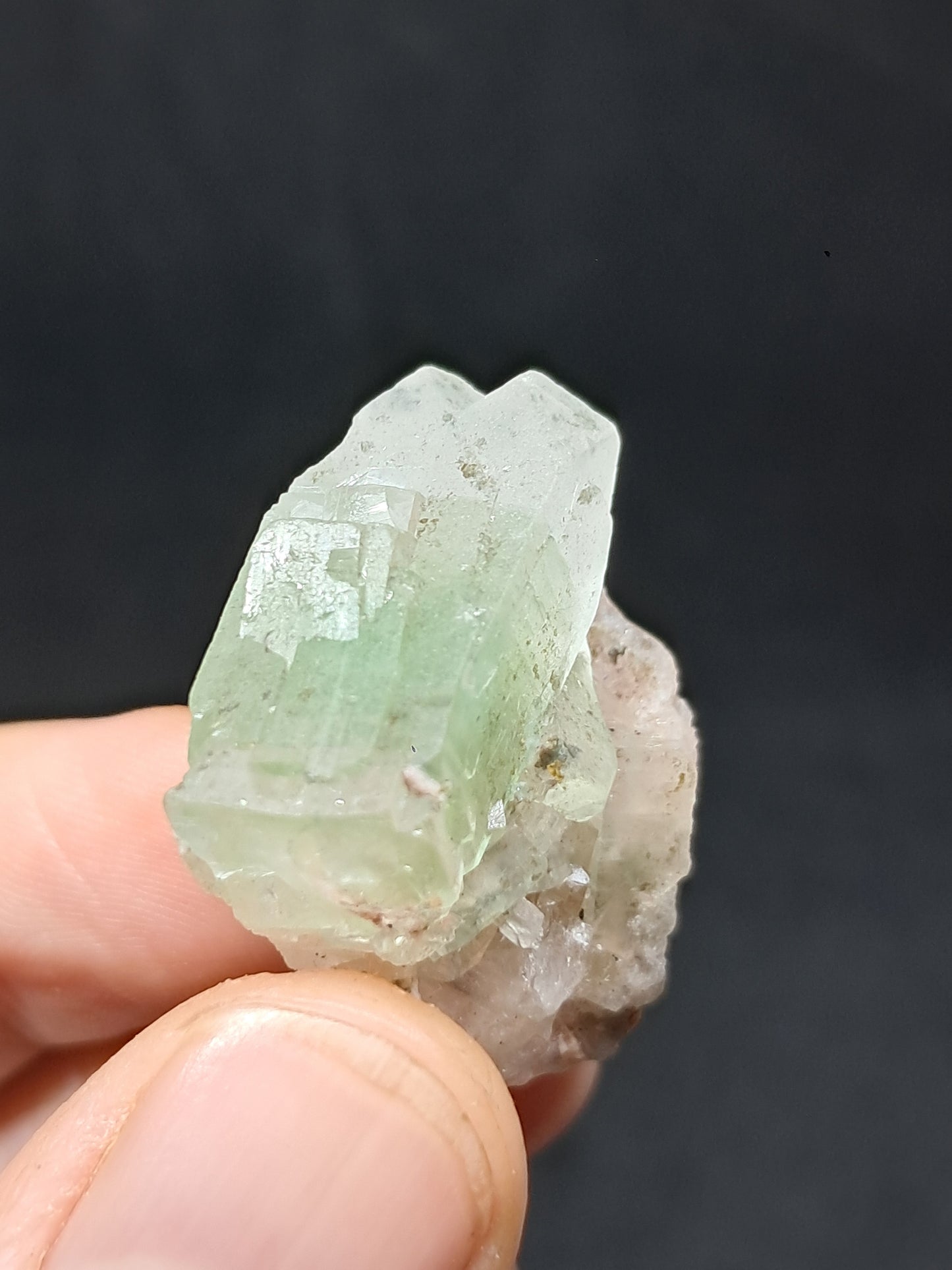 Apofilita Verde con Estilbita (Fluorapofilita) (Ajanta) Cristal Natural | Muestra Mineral #GA34