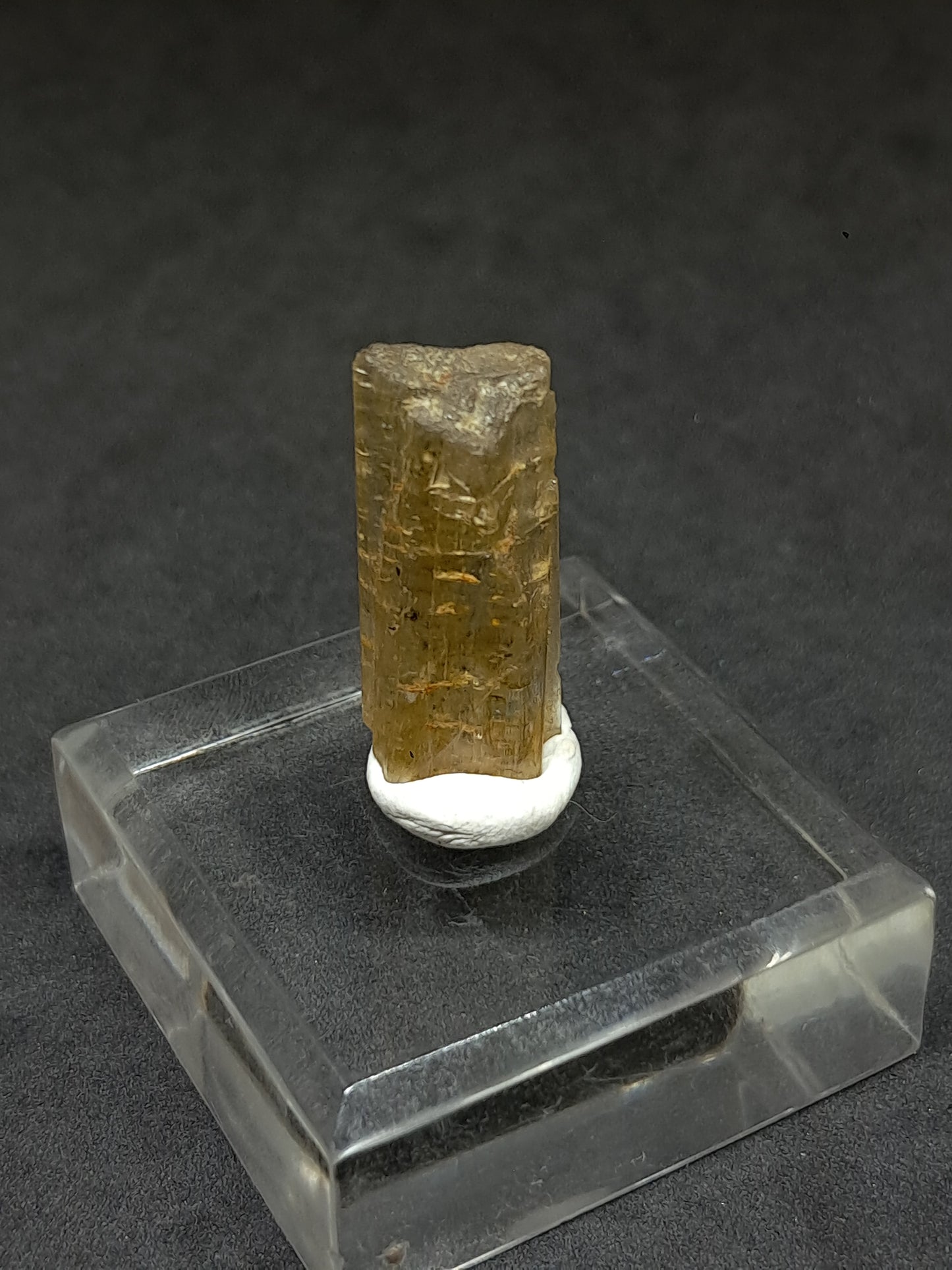 Fluorescent Natural Scapolite Crystal (Karur) UV Reactive | Rough Stone | Mineral Specimen #SCP13