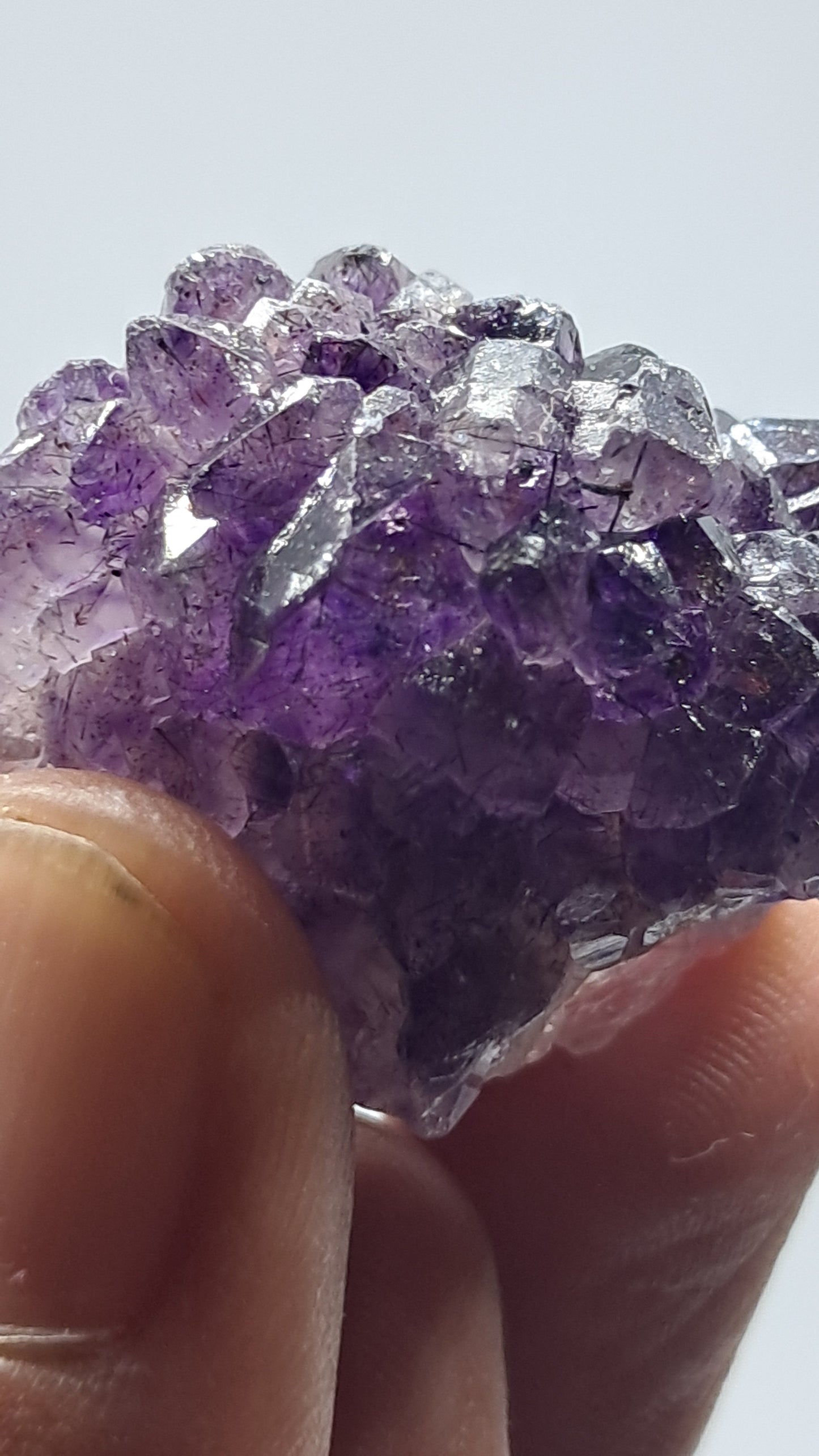 Amatista Elestial Morada Profunda | Inclusiones de Hematita Goethita Rutilo | Cristal Natural | Espécimen Mineral #KA200