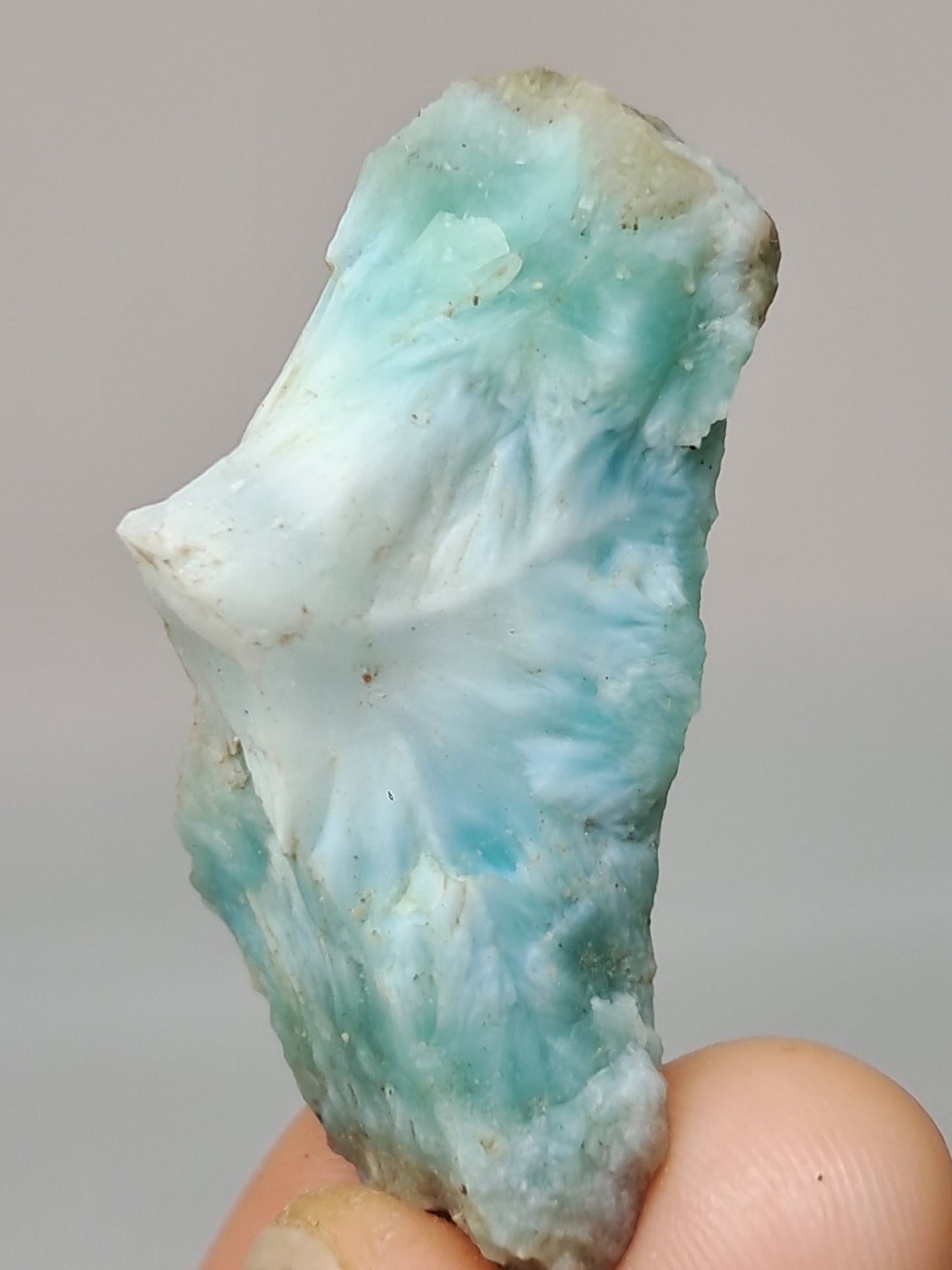 Larimar en bruto (República Dominicana) | Roca natural n.° LM24